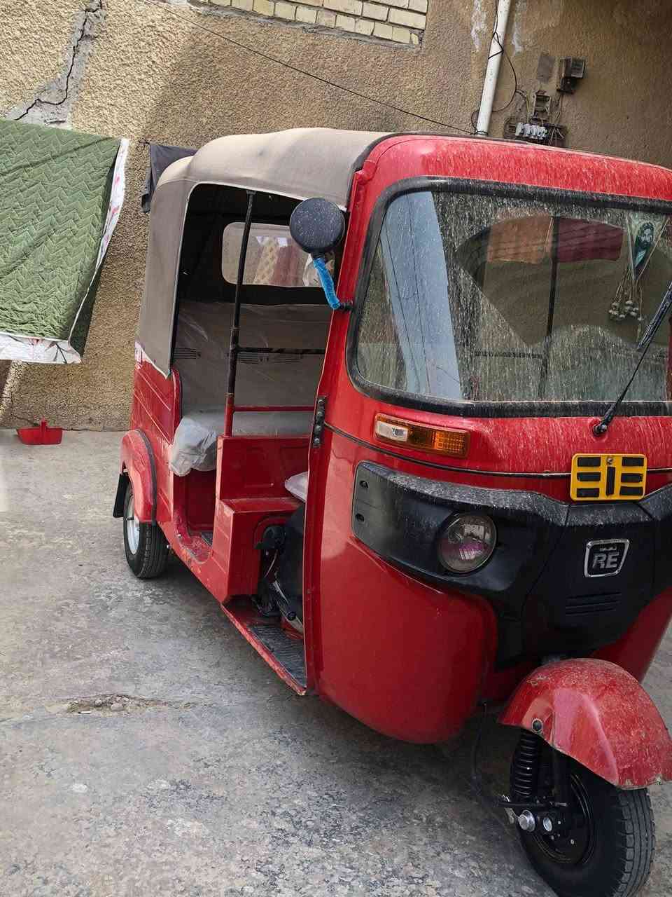 تكتك للبيع ب 6500 مسجعل وبيه مجال *********** بغداد مدينة
