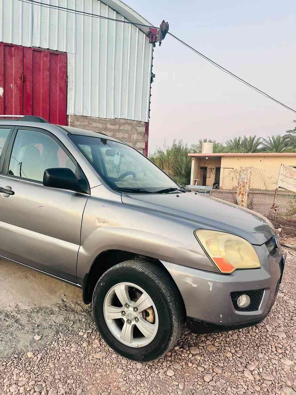 سلام عليكم 
سبورتج 2008 مكينه الفين كير عادي كير عادي 
مكينه كير تخم تاير صدر امامي خلفي رقم بغداد
بيه 3 قطع صبغ بدون دواخل امريكيه السياره  يرهم مراوس 
اذا اكو بناصي حسب القناعه
مكان سياره د يالى كنعان 
الاستفسار 
*********** 
***********
