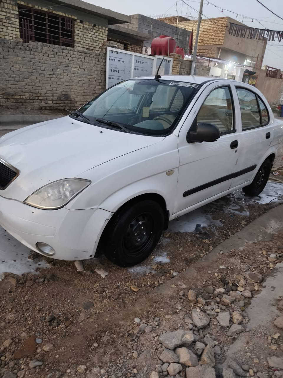 سلام عليكم سياره طيبه للبيع مديا ١٣سياره بيها بس جملغ لمامي مبدل ودوس معمره فقط سياره مستعجل علا بيعتها مناسبه حيل  سعره 28 وبيها مجل لشرايه ‏‪***********‬‏       ‏‪***********‬‏
