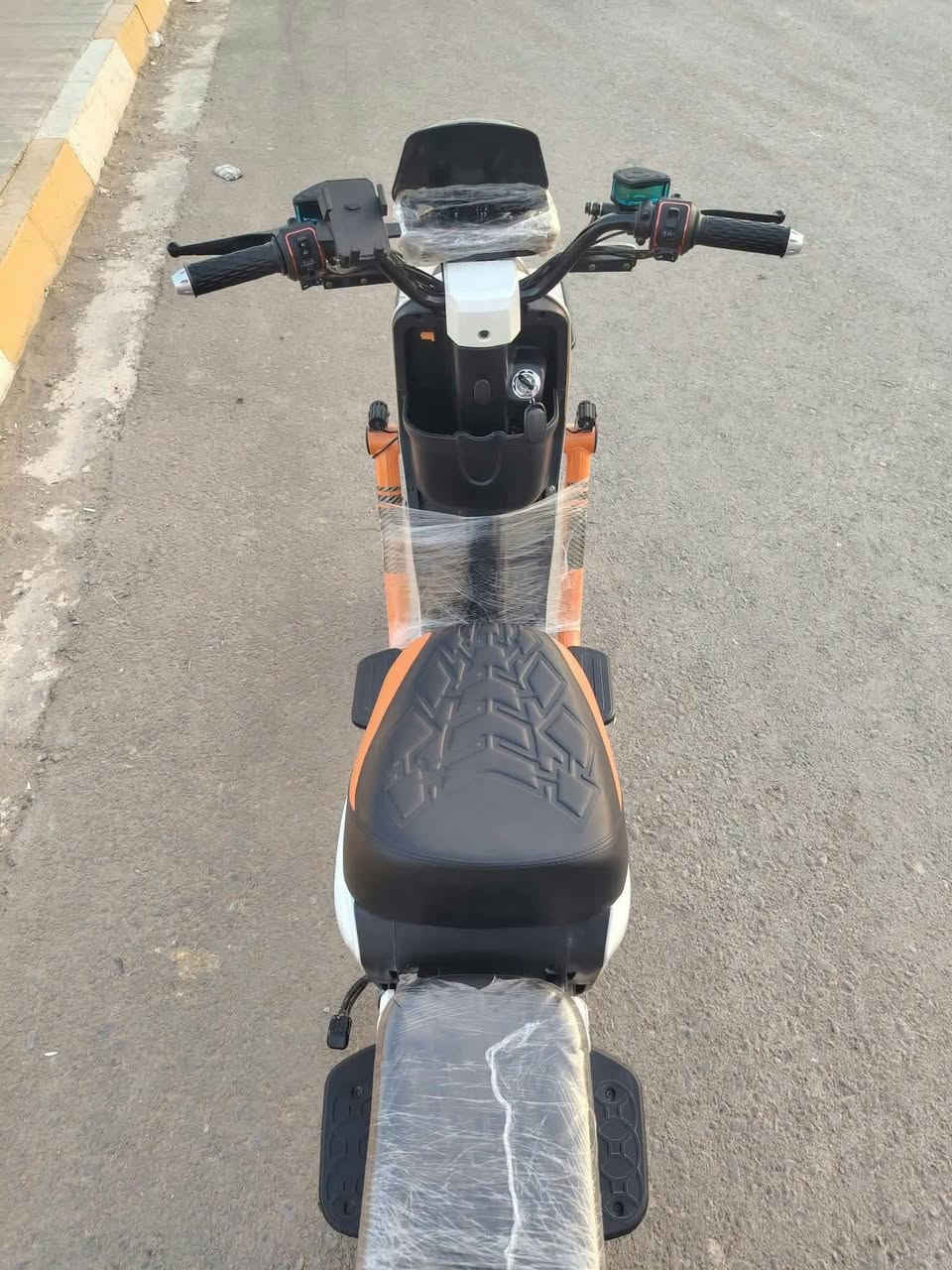 🚲 للبيع دراجة شحن R9 HiS

▪️ الاستخدام: شهرين فقط
▪️ السعر: 700 ألف دينار
▪️ السعر قابل للتفاوض للجادين والطيبين
📞 للتواصل: ***********
📍 العنوان: قرية غماز
