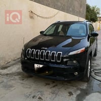 جيب شيروكي • 6 سلندر • ضرر قطعة