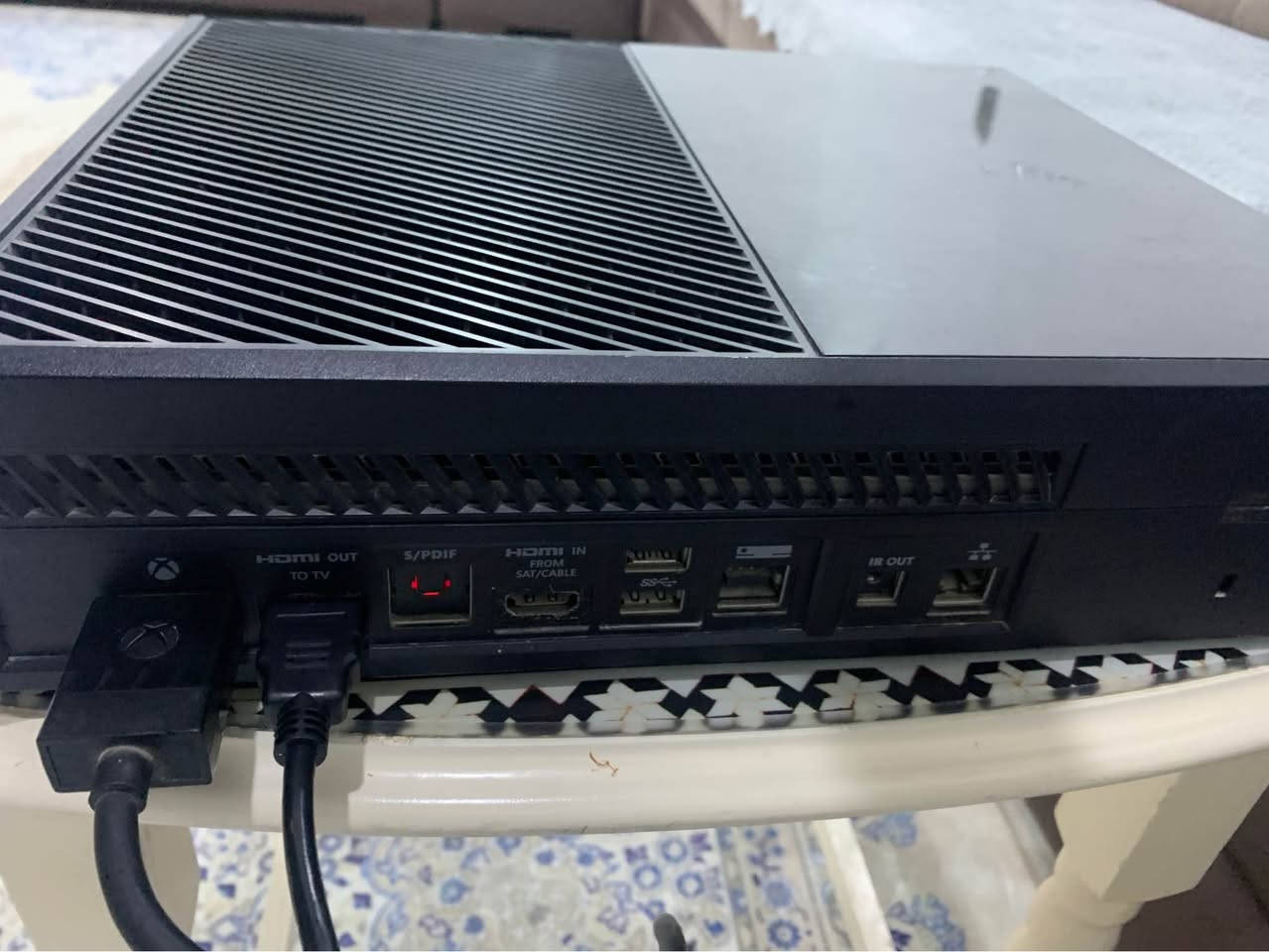 ايكس بوكس ون نص تيره مفتوح للتنضيف ويا قرص ويا يده گيم سير كلش نضيف سعر 125مجال عنوان كركوك توصيل داخل كركوك استفسار *********** كركوك, العراق
