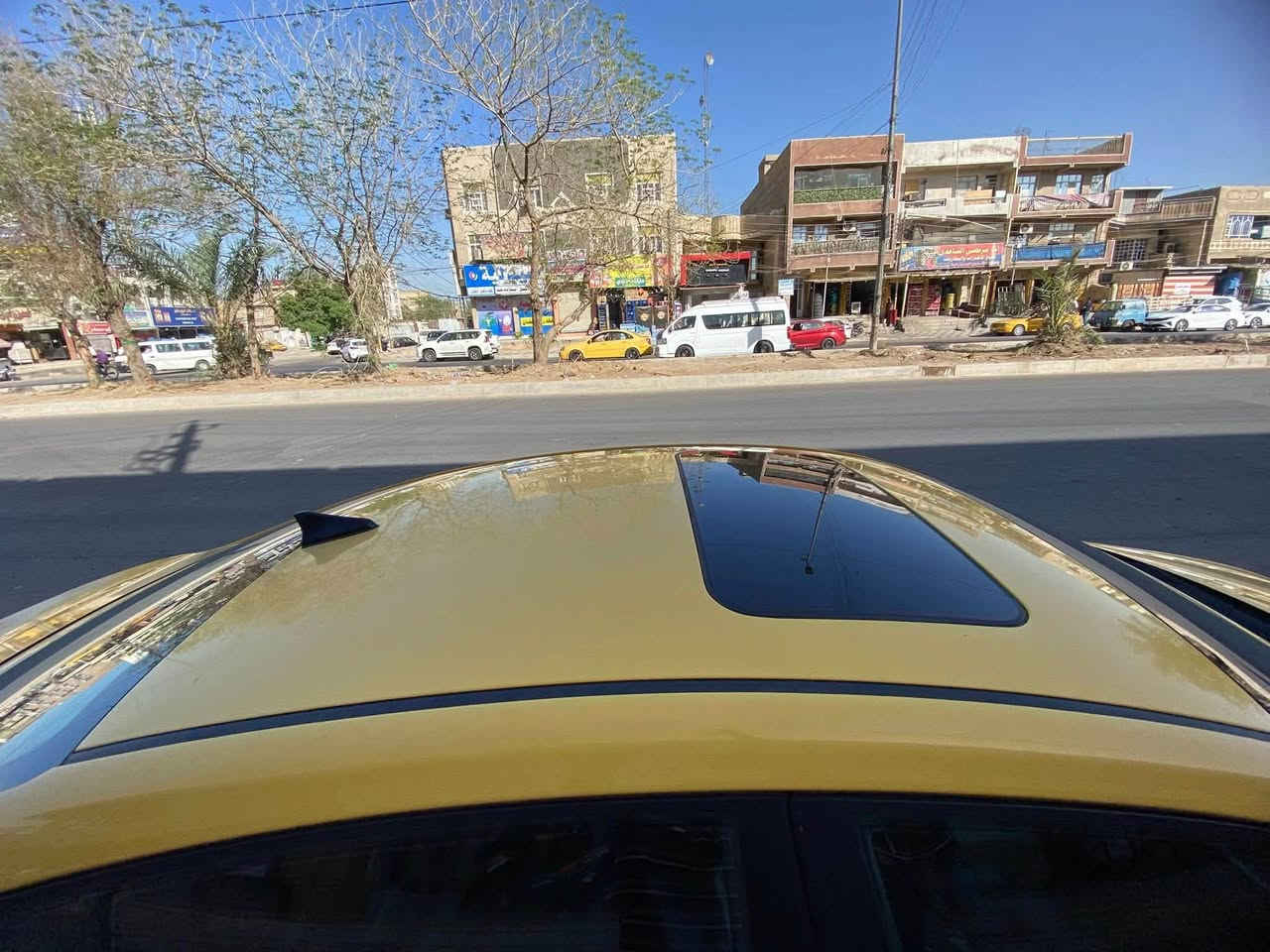 النترا افانتي 2019 خليجي

سيارة فول ١/١ ماشية 81قابل للزيادة سيارة مال جناي مصفره هيئه وغرامات سنويه ٢٠٢٦ 
السعر 115وبيه مجال بسيط للشراي 
محرك ١٦٠٠ دبل نوزل ترايك انت تختارة 
سونار مرفق مع الصور 

رقم الهاتف***********
(المواصفات )...

بصمه ابواب

تحكمات ستيرن

خزن ميموري كشن 
مري شفط 

اشاره ترحيب
فتحه سقف
كشنات جلد تدفئه تبريد
تبريد قطعتين بيانو 

كار بلي 
شحن لاسلكي 
جنطه ذكيه
اشاير بالمري 
لايت زنون ذكي
تحديد مسار 
مانع انزلاق 
رقم مميز
مكان السيارة بغداد المحمودية
