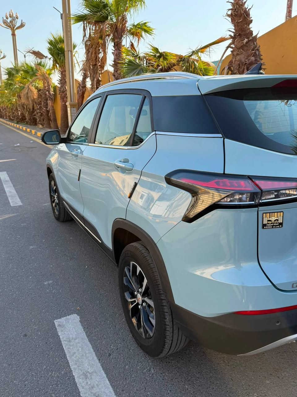 شفروليه Groove Premier 2023
الفئة: Premier
الموديل: 2022
المحرك: 1.5L — 4 سلندر
القوة: 110 حصان
ناقل حركة: CVT أوتوماتيك
الدفع: أمامي FWD
المسافة المقطوعة: 38 الف كيلومتر

مواصفات Premier:
• فتحة سقف بانورامية
• تشغيل Push Start
• دخول ذكي Smart Key
• مقاعد EcoLeather
• مكيف أوتوماتيك
• شاشة 8 إنچ
• Apple CarPlay + Android Auto
• Bluetooth + USB
• كاميرا خلفية
• حساسات خلفية
• مثبت سرعة
• مقود متعدد الوظائف
• نظام صوتي 6 سماعات
• مصابيح أمامية LED Projector
• مصابيح خلفية LED
• مرايا كهربائية وقابلة للطي
• جنوط ألمنيوم 16 إنچ
• 4 Airbags
• ABS + EBD
• ESC + TCS
• Hill Start Assist
• TPMS
• ISOFIX

5 مقاعد | خزان 45 لتر | صندوق 320 لتر

عنواني بغداد المنصور 
السعر تواصل على الواتساب وتتدلل
***********
