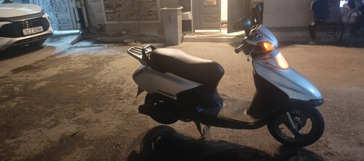 سلام عليكم 👋🏼
دراجه لل بيع هواند سبيسي ياباني السرعة 100km  الدراجه توها طالعه من التجفيت الدراجه نضيفه كلش ومابيها نقص برغي  سعرها  500 وبيها مجال شي قليل 
للاستفسار الاتصال عل رقم  ***********
