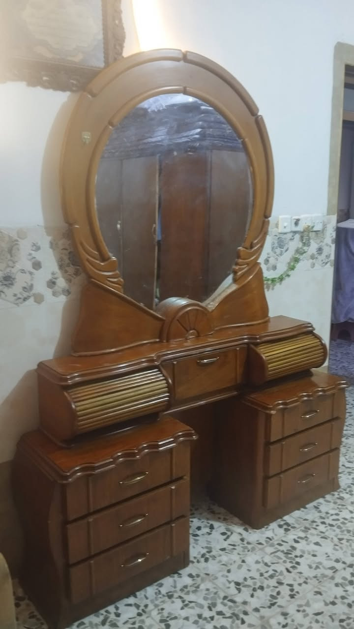 السعر  خمسه وستين الف فقط وبيها مجال العنوان الموصل ***********
