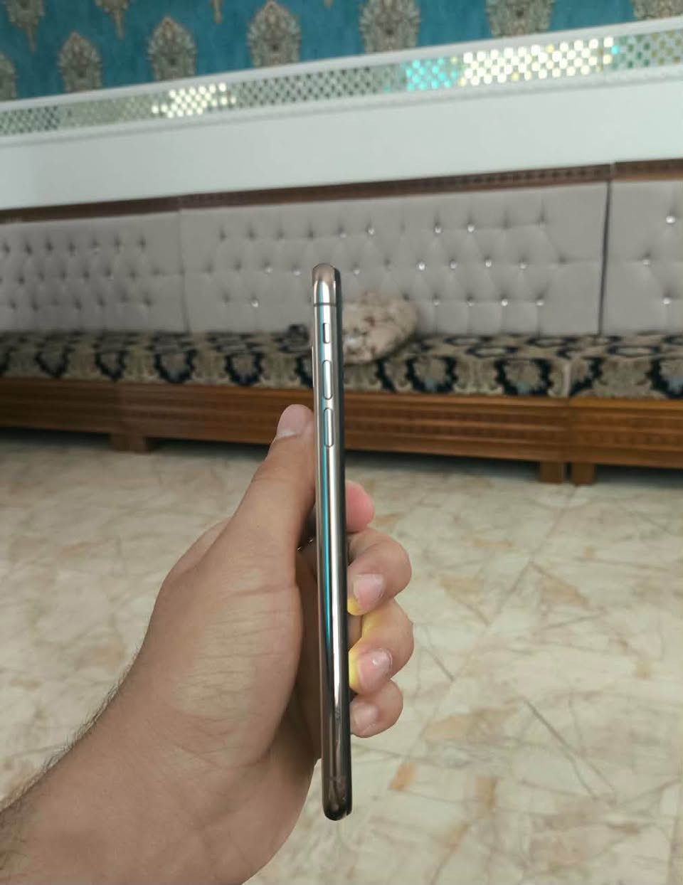 آيفون XS ماكس • ٢٥٦ • فيس ايد ميشتغل