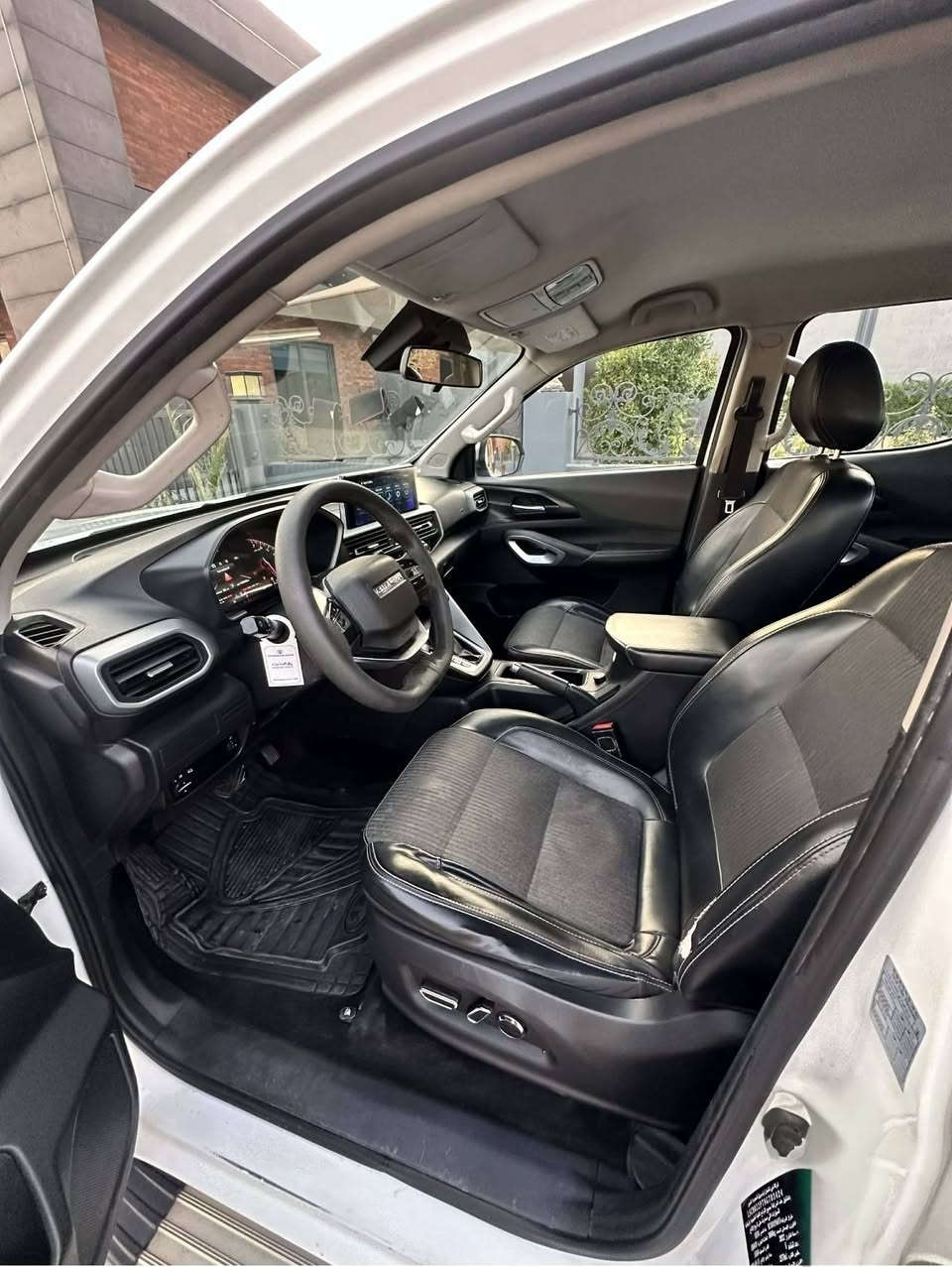شانجان هانتر فورويل 2024 Changan Hunter واتساب ***********
 رقم اربيل حرة تحویل نفس الیوم
السيارة على وضع الشركة ماشية 82 الف کم
محرك 24 تيربو فور ويل 4x4  
السيارة اقتصاديه جداً بدون دوانز تستخدم بانزين عادي 
بدون صبغ مكفولة كفالة عامة موجودة من اربيل
سعر 170 ورقة و مجال
changan hunter 4X4 شانجان هنتر 2024 
گێر ئۆتۆماتیک دەبڵ اکسل یەکدەستە
سفری شەریکەی البخیت 
فول مواسفات مکینە 24 بەسمە 4×4 دەبل اکسل شاشە 
کامیرا 360 پلە هەموو لاکان حساس گێر و مکینە قەزافی مستەربوشی دوو کوشن کارەبا ویلکەپ 
تەنیا 82 هەزار کیلومتر رویشتووە
هەمووی بەشەرتە بێ بۆیاغ دعامی بۆ دعامی هیچی نیە
سعر 170 وەرەقە و مجال
واتساب *********** أربيل, العراق
