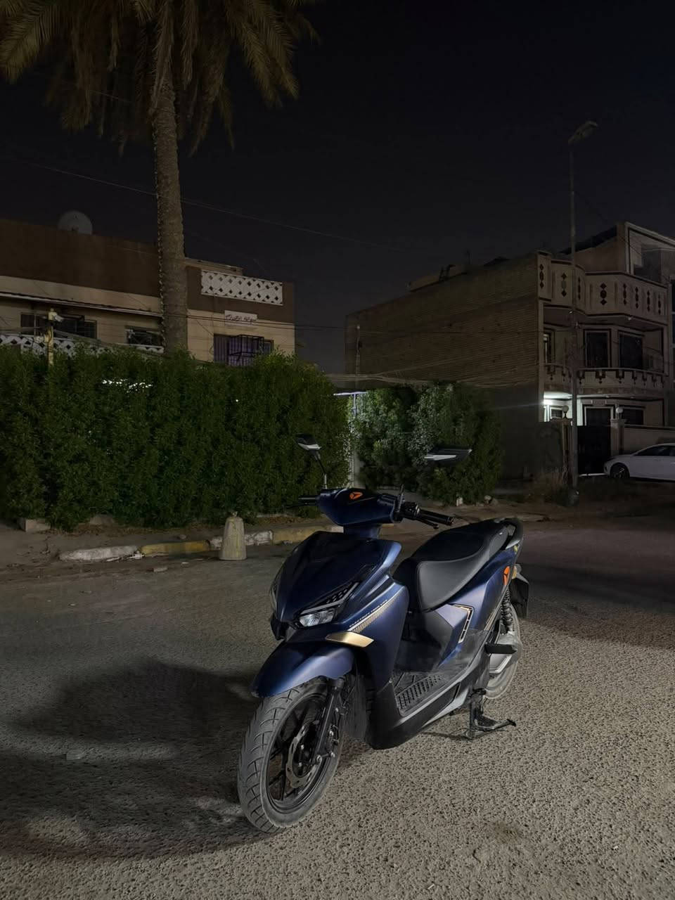 دراجه فيلاكس من شركة ياديا
فول مواصفات تكدرون تشوفون مواصفاتها عالصفحه مال شركه ياديا 
اخذتها بمليونين واربعميه والوصل موجود
رايدها بمليونين وربع وبي مجال 
مكاني بغداد 
***********

