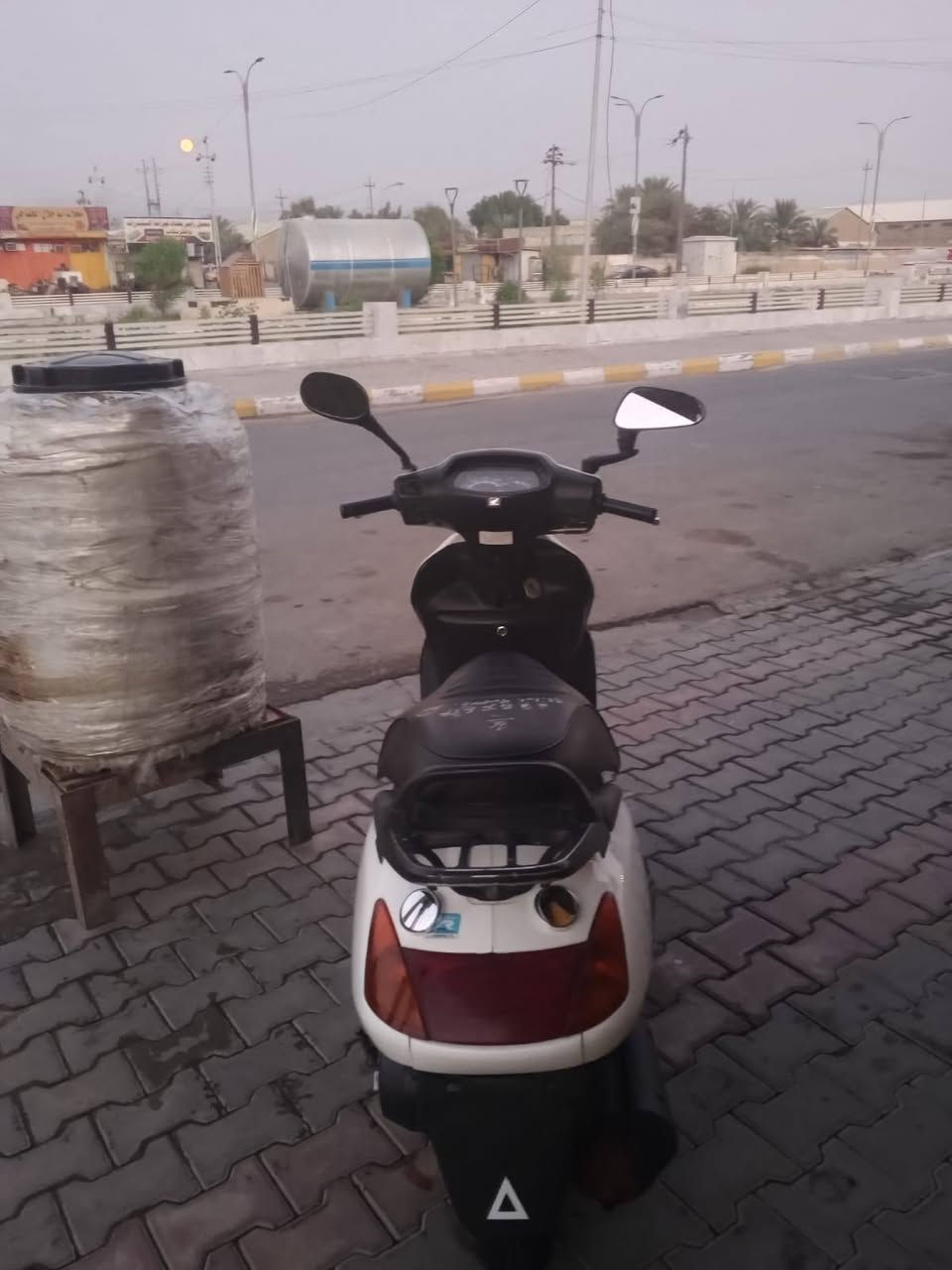 سلام عليكم سبيسي ياباني مفتوحه مرة وحده دراجه  خيرمن الله صور ضالمتها كهربائيات كلها تشتغل
سلام عليكم سبيسي ياباني مفتوحه مرة وحده دراجه  خيرمن الله صور ضالمتها كهربائيات كلها تشتغل 
***********
