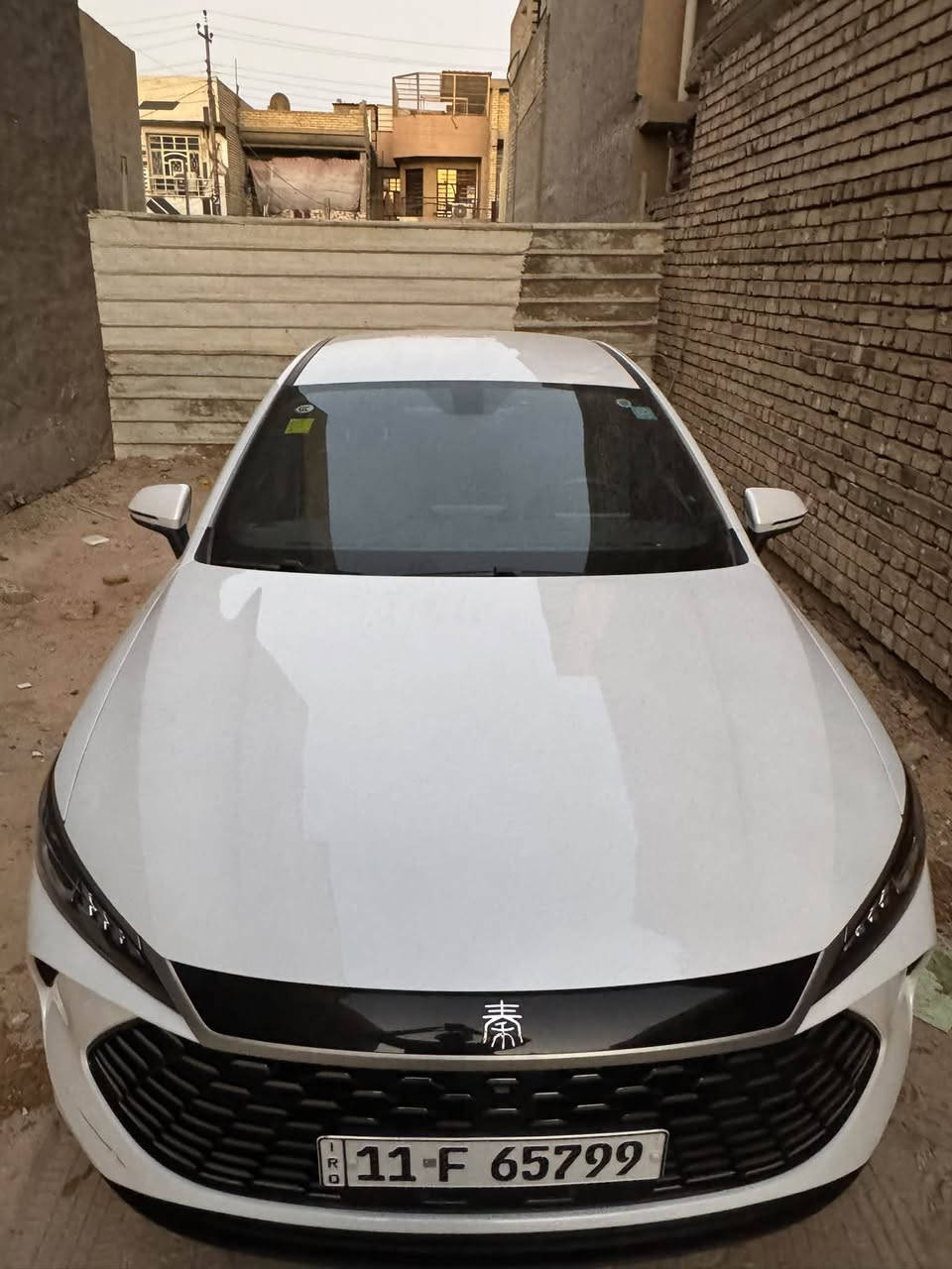سلام عليكم للبيع BYD كن بلاص  موديل 2025 ماشية 7 ألف كفاله عامه عنوان السيارة بغداد السعر 21 مليون 
الهاتف ***********
