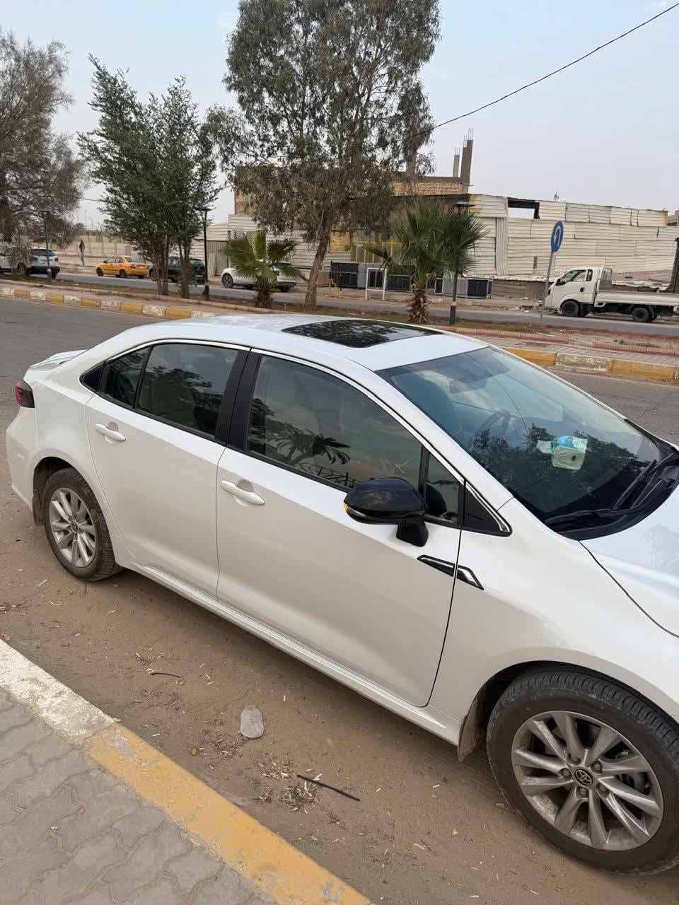كورلا • محرك ١٨٠٠ • موديل ٢٥