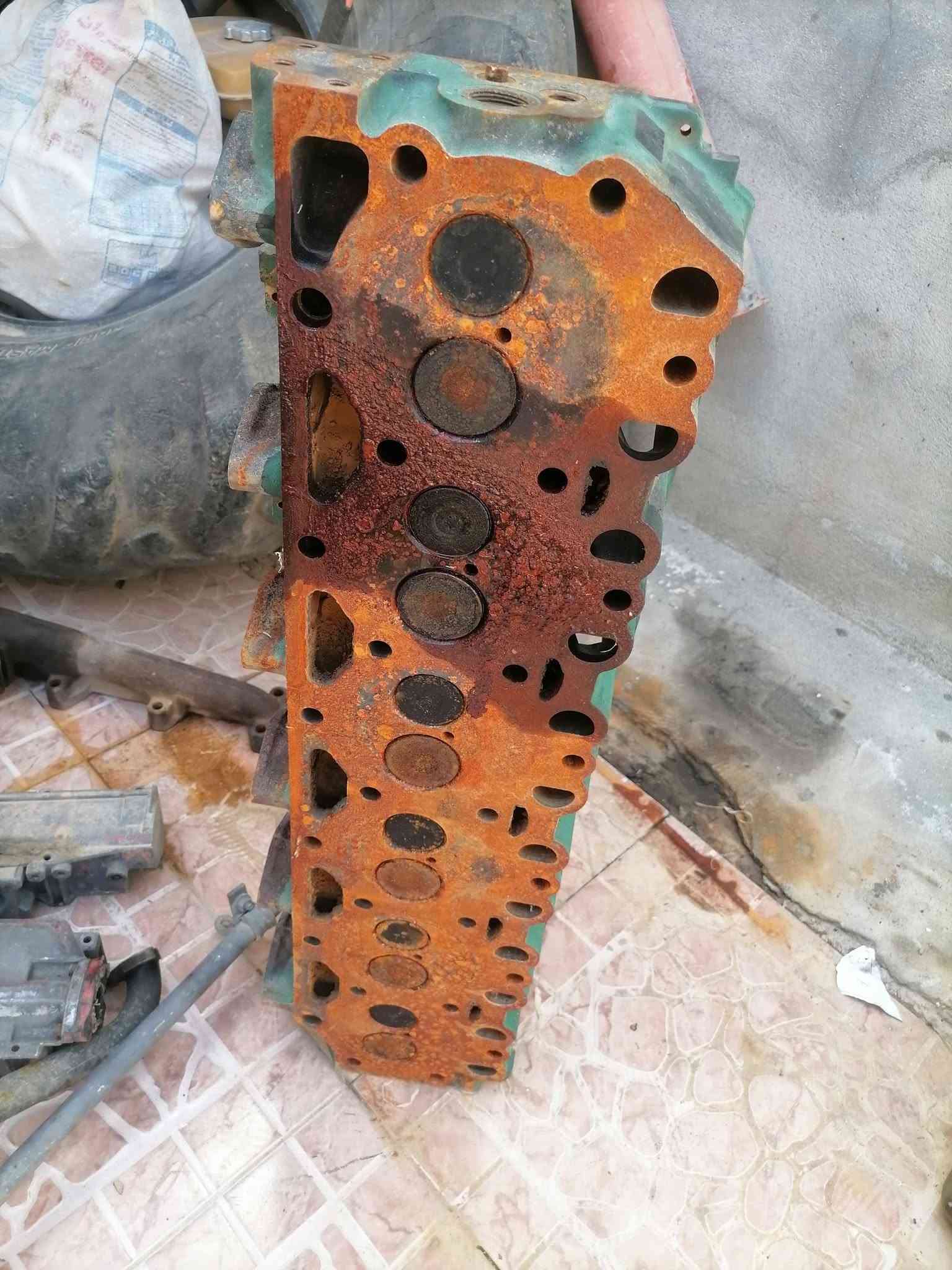 قطع غيار • للبيع