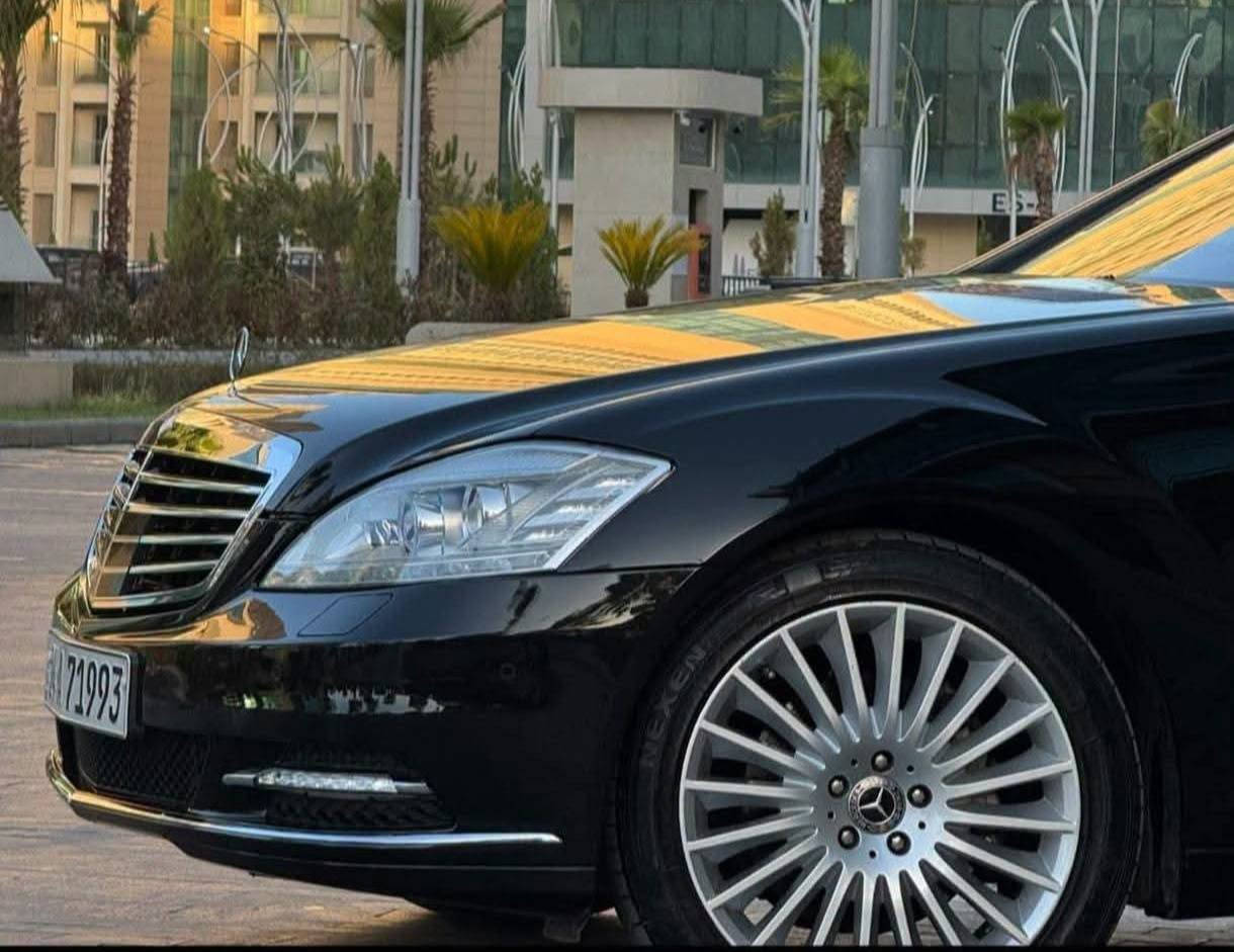 مارسیدس بێنز 2011 حەجم S350 ئەڵمانی
کامل PPF کراوە زەمانی 10 ساڵ
هەموو گیانی بیلاد 
چوار تایەی نوی لە ژێر 
پانۆڕاما 
دەرگا شەفت 
ڕادار 
کامێرا 
زۆر مواسەفاتی تر 

سعر: لە کۆمێت داوای بکە ڕاستەوخۆ بۆت دێت 📩 

گێر و مەکینەی بەشەرت 
هیچ کێشەیەکی نییە 

ژمارەی خاوەنی 
***********
***********

