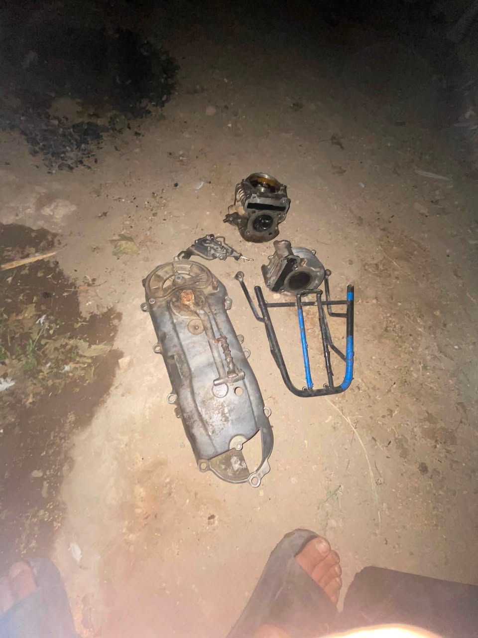 غراض للبيع
كور فارغ سعره 20
صندوك دلفري 25
قبق هندر سكنس يرادله هلاله فقط 15
فاكيوم5بوشه وبستم تجاريات10
سيبايه سكنس عام 15
بكلايت ثعلب 10
كصه ثعلب كامله 15
خاص او وتساب وبيك خير ودلل ***********
