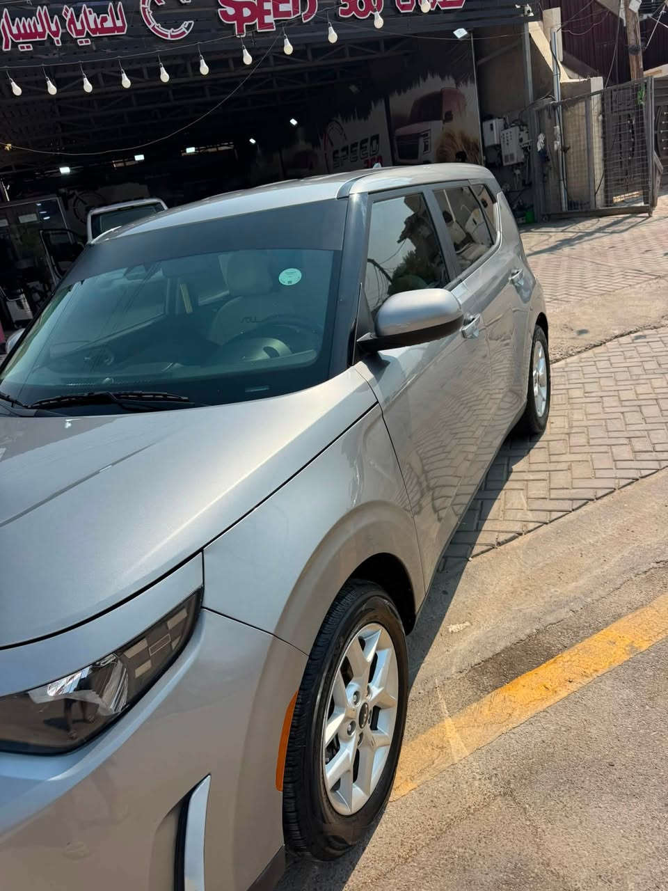 - كيا صول
( KIA SOUL  

الموديل: 2023

مرقم اربيل 

متوفر تحويل أو وكالة

اللون: سلفر 

المواصفات: 

-محرك 4 سلندر 2.0L دوش 
-سويج

-شاشه 

-كامره خلفيه 

-تحكمات ستيرن 

-كشنات جلد 

السعر ١٣٨$

🔴 الحادث : 

كما موضح في الصور 

للاستفسار: ***********

العنوان : بغداد الغزاليه
