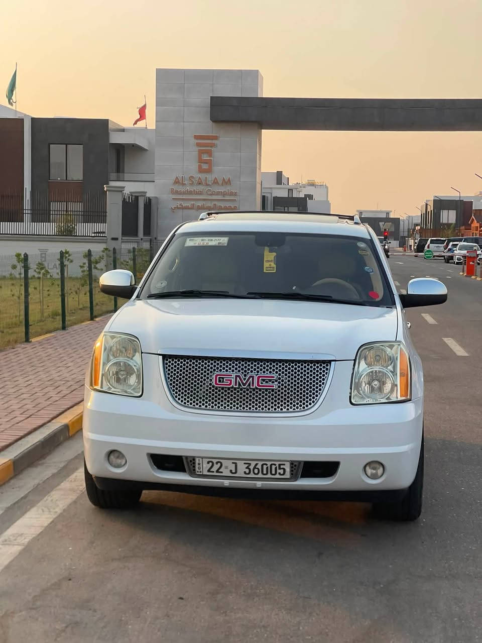 سلام عليكم جمسي DENALI
2011
رقم أربيل  
محرك 5300
صبغ فقط والباقي كفاله  
محرك كير حداده بلشرط 
عنوان بصره 
رقم الهاتف :***********
سعر :195

