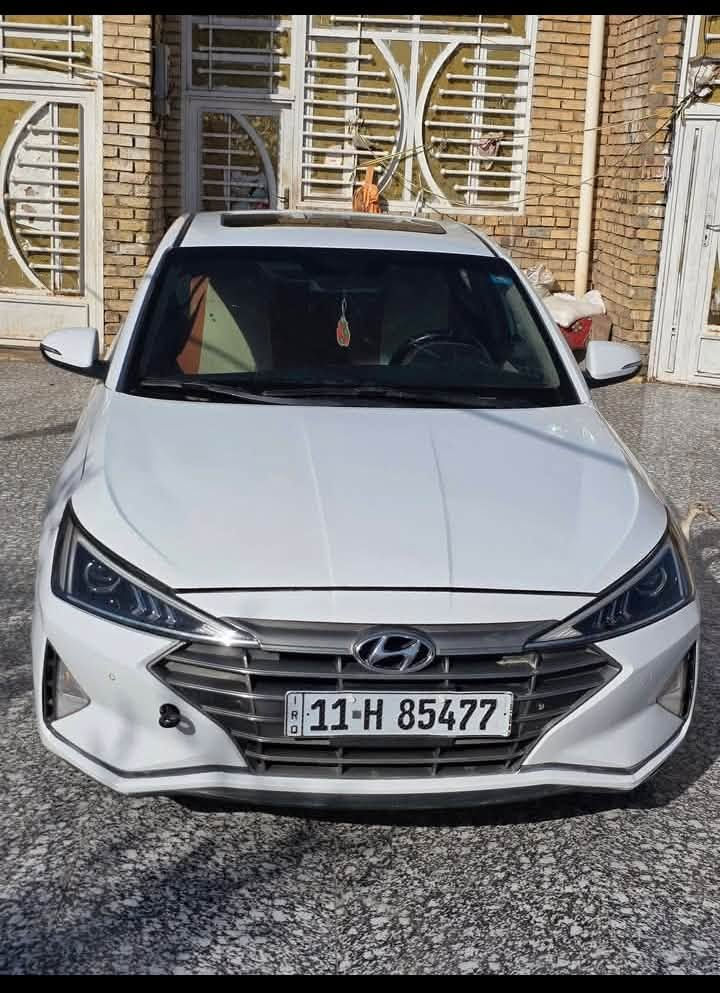 سلام عليكم نتره البيع موديل 2019 شكل 20 خليجي مكينه 2000 سياره فول واحد علا واحد سياره مكفوله كفاله عامه ما عده طخه بخشم البنية وشوي بل جاملغ بنفس صفحه سياره جاهزه تخم تايرات سياره جاهزه ما ناقصها شي رقم بغداد مكان ميسان العماره ***********. وتساب متواجد.  ***********
