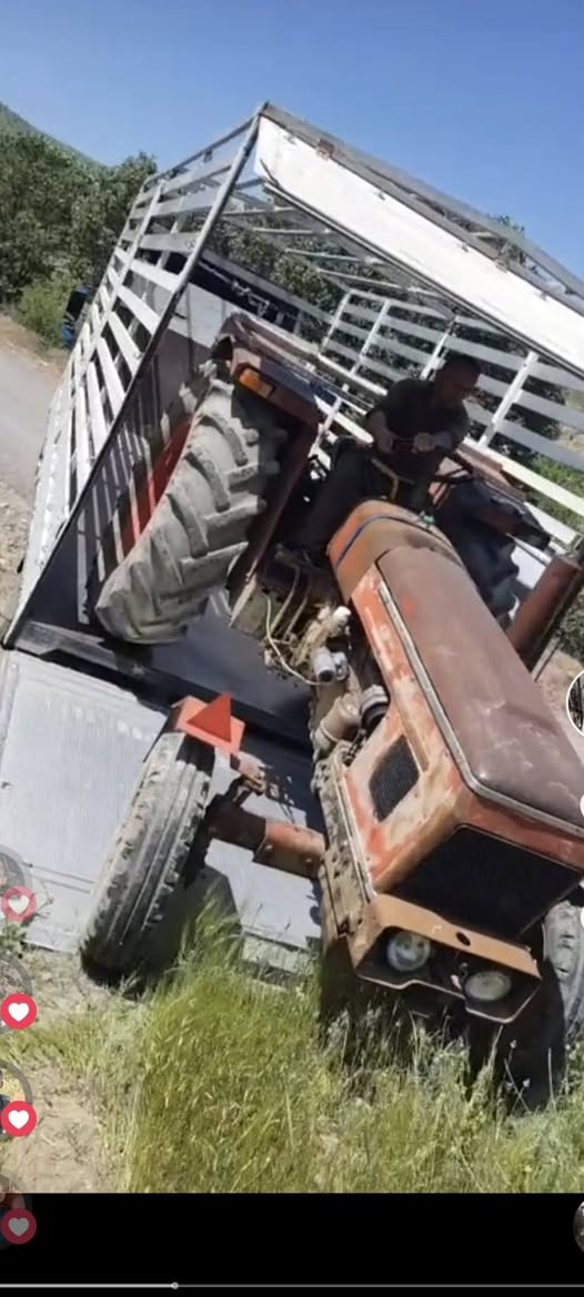 بۆ فرۆشتن عنتر 1984 مەکینەو گێڕ ئەکسل بەشەرت  تایەی پێشی لۆکە؟  دواوە نیووەیە ***********شووێن دورو پشتی عەربەت

نص مكتوب في الصور:
- ***********
- زور خاوينه مودل 84
- 6:17 1.53 4G KB/S 96 Dec 21, 2025 12:01 AM Share Favorite Edit Delete More