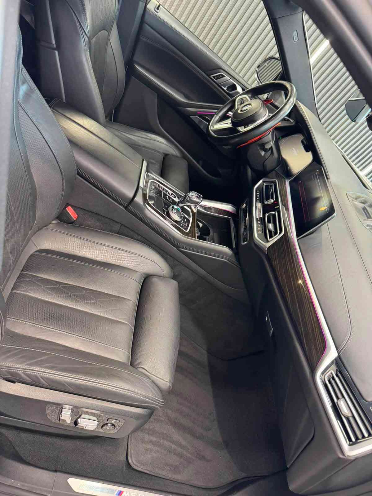 X6 M50 • ٢٠٢١ • ماشيه ٤٠ الف