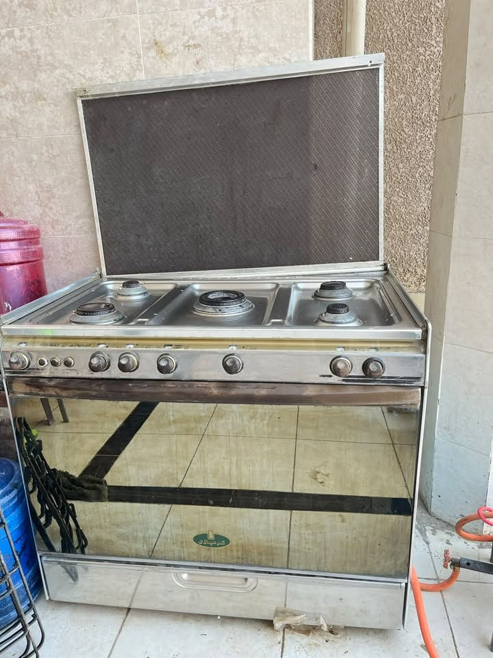 كريازي • طباخ • نظيف جدا