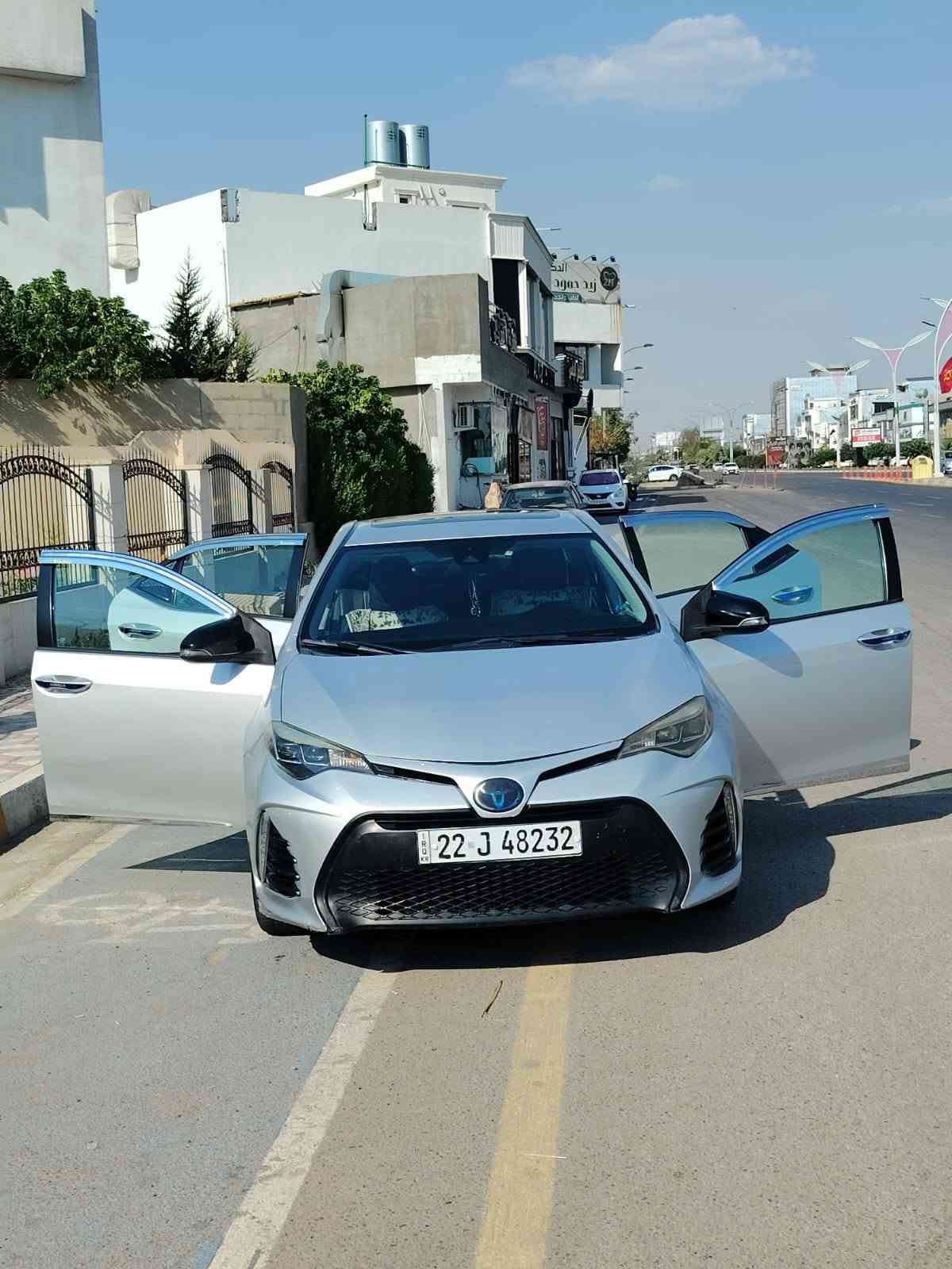 سياره للبيع كورولا موديل 2017 xsa فول مواصفات السعر خاص بصمه تنتا كشنات   مكان كركوك الاتصال ***********
