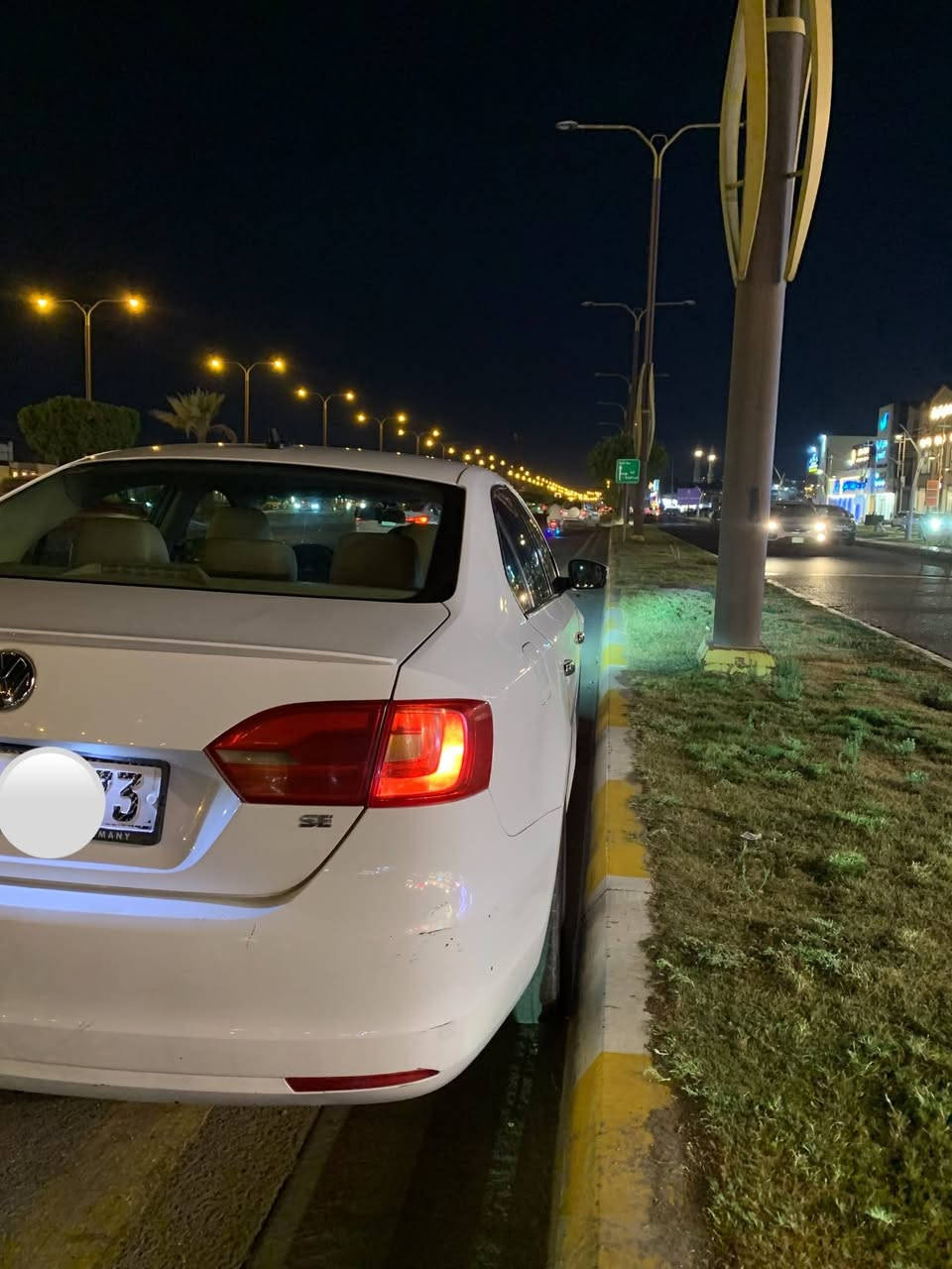 السلام عليكم
VW جيتا 2014 1.8 turbo 
رقم بغداد 
السونار موجود ويه الصور
السيارة بإسمي تحويل ثاني يوم 
***********
90$
