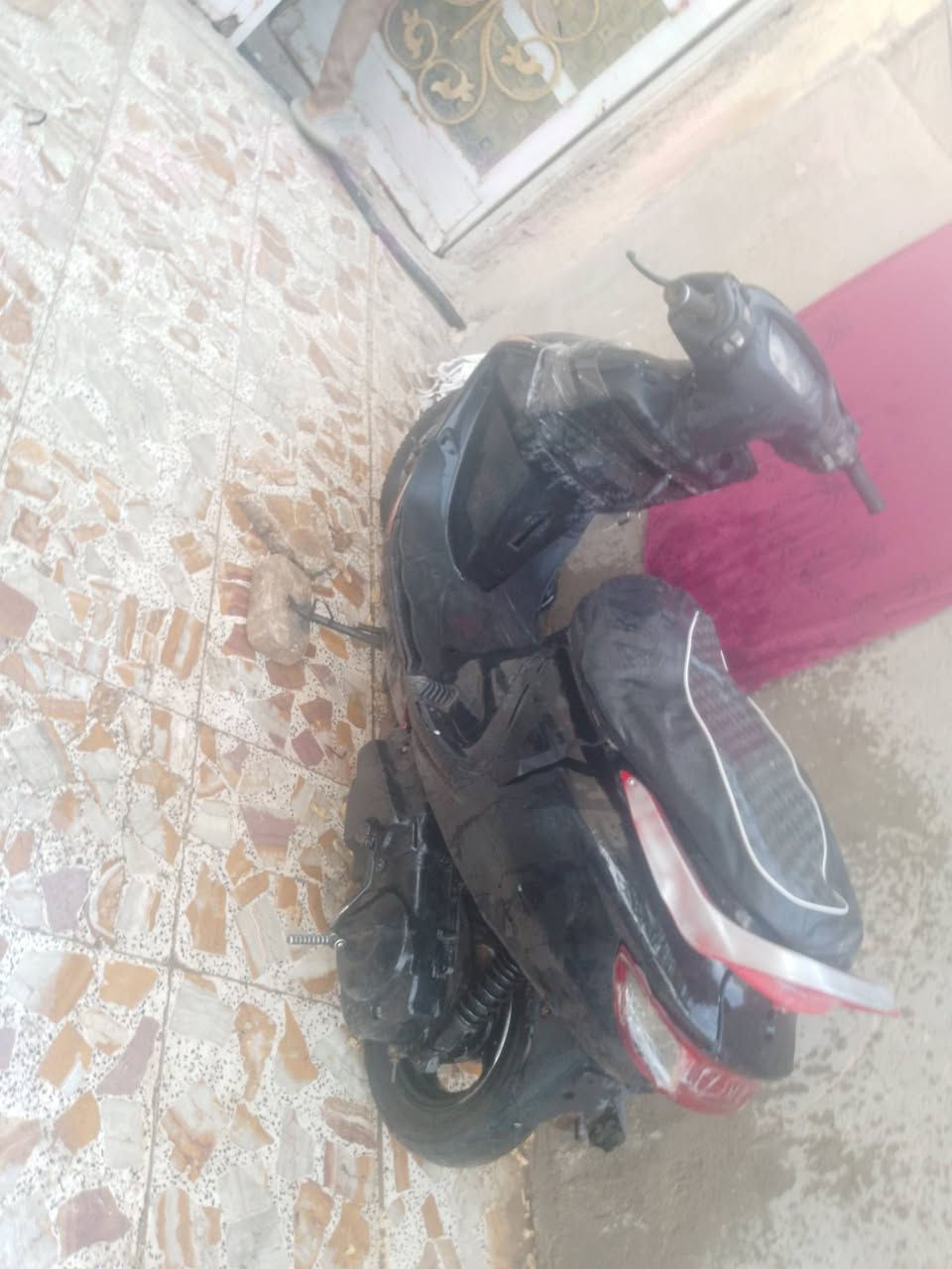 سلام عليكم عندي دراجه لبيع فراشه شغاله هندر سعر 250 بيها مجال مكاني نجف حي نداء
رقم ***********بي تصال وتساب
