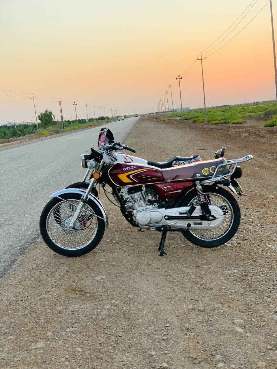 دراجه تايكر 25 نضافه فول الكهربائيات شغاله بس من عده الشاشه طافيه السعر 750 او بيه مجال كلش بصيط ***********
