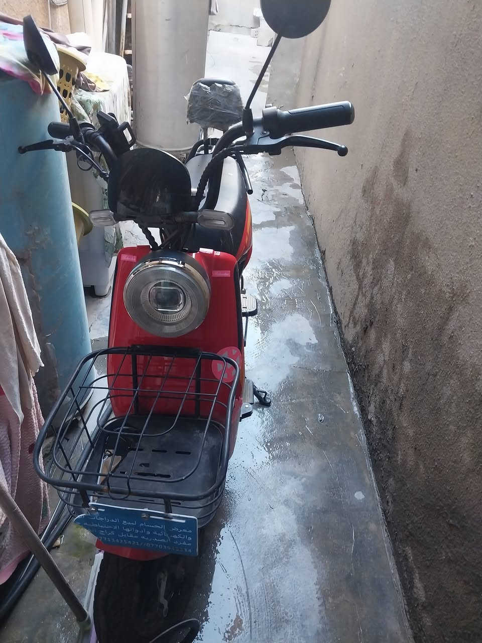 دراجه شحن نظيفة نقص بس بطاريات السعر ١٥٠ مكاني بغداد حي الجهاد ***********
