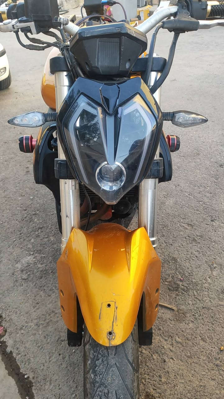 السلام عليكم
دراجة نوع بطح Benelli 302cc عدد البساتم 2 السرعة 180K
ماشيه 36000 للأستفسار الاتصال على الرقم ***********موجود واتساب .
