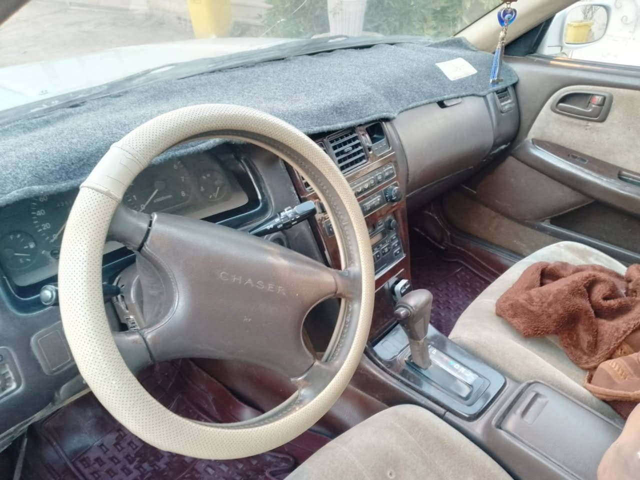 شيزر نفخ رقم نجف باسمي مكفوله من الكص نقل الجثه كل الاصوليات محرك 2500. ممتاز كير ممتاز تخم تاير حداديه جيده تبريد منضومه كامله الكمبريسر طلع صوت وضعف تدفئه كهربائيات ممتازه  سنتر لوك جام كله شغال السعر 55$.
الاتصال ***********
النجف. الحريه
