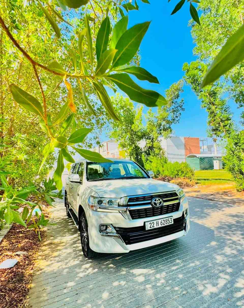 أسعد الله أيامكم بكل خير للبيع.
🛑TOYOTA - LAND GRUISER-GXR V6 - 2021 🇯🇵

السياره جاهزه من كلشي وكفاله عامه من البارد والصبغ ولتبديل ولفتح والرصعات ولخدوش حتى الدعاميات كفاله.

-ماشيه 86 الف كم حقيقي شرط الفحص

المواصفات:
📌ايرباكات عدد 8
📌كامرات محيطيه 360درجه
📌كشنات جلد اصل
📌كشنين فول كهرباء للسائق والراكب
📌شاشات خلفيه
📌شاشه وسطيه اصليه كار بلي و اندرويد اوتو
📌ثلاجه وسطيه
📌مري شفط وقلابه عند الرجوع للخلف
📌مرايات عاكسه للضوء
📌تشغيل عن بعد
📌ترحيب بيبان مع المرايات و الضوء الداخلي
📌حساسات اماميه و خلفيه
📌مكينه 6 سلندر 4000 تنفس طبيعي
📌دبل ماوس وكل انظمة القياده حسب نوع الطريق
📌لايتات ولكشافات زنون اصل + LED نهاري اوتو  
📌طفايه حريق داخليه
📌زراك لايت
📌فتحة سقف
📌عتب ابواب ليزريه
📌3 قطع تبريد
📌مقاعد 7 راكب
و الخ... من مواصفات الاندكروز المعروفه. 

-السياره بحاله الوكاله كلشي بيها جديد و جاهز مكينه وكير ما مفتوحات وعلى وضع الشركه حداديه امامي خلفي جديد و بعدهن بالخط الازرق ما بيهه اي نقص تراي زيرو جواهه تخم تاير جديد باتري جديد حتى ماي الراديتر بعده على وضع الشركه 

-رقم اربيل الدولي تريد وكاله تريد تحويل موجود

-السعر (518$) و بيها مجال للشراي

للتواصل/ *********** - ***********
*مكان السياره النجف الاشرف
