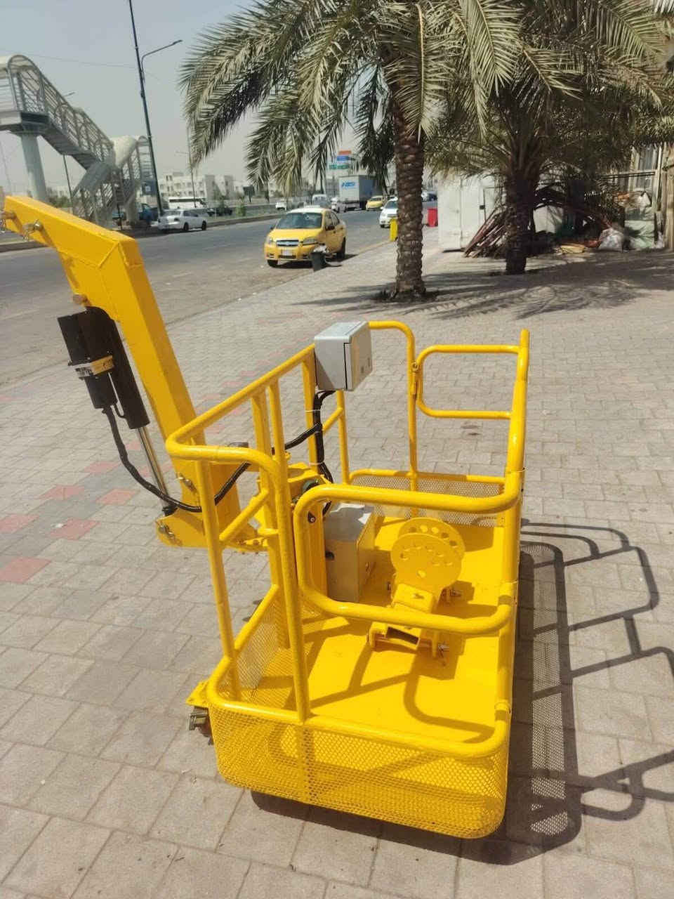 كرين شحن اوتماتيك للبيع للإستفسار الاتصال ع رقم ***********
