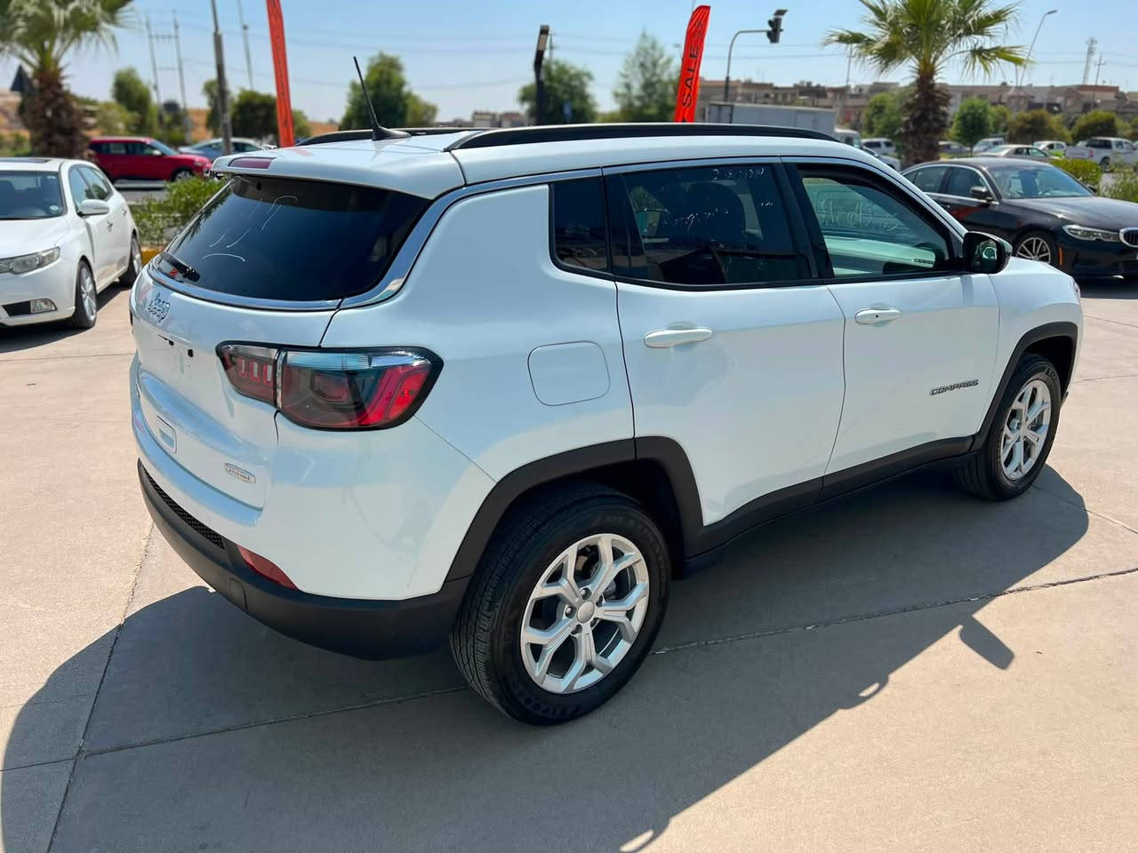 جيب كومباس موديل2024 مواصفات4x4
***********☎️
بونيد جملغ صبغ بدون دواخل يرباك سيستم 
مواصفات 4x4 بصمه شاشه كاميره حساس رادار 
كوشن جلد تحكمات ستيرن تحديد سرعة 
تبريد مركزي  سياره جديد بدون مصرف بعدبيها هواي مواصفات 
 سعر 145$ورقه مجال
