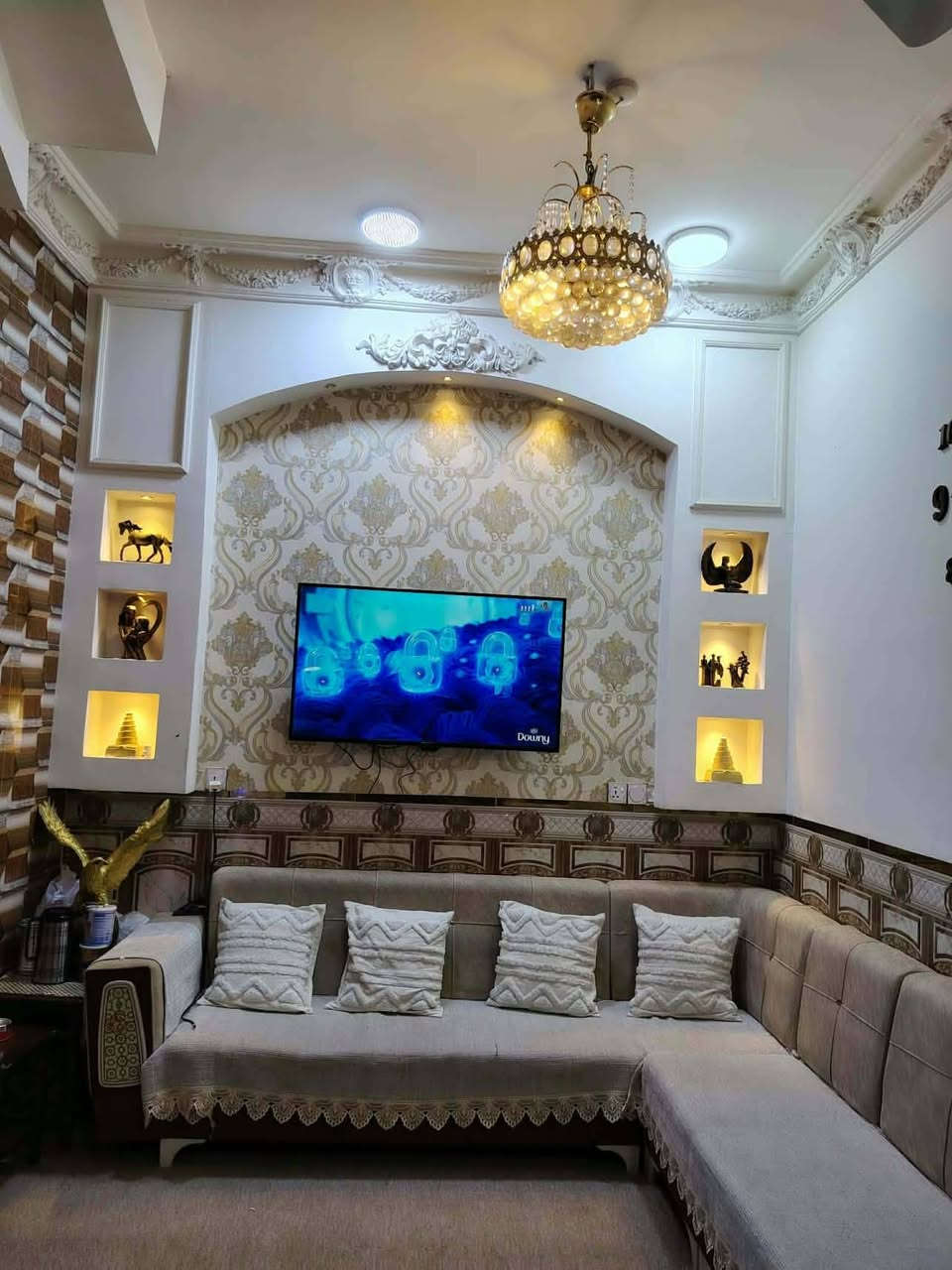 زين القوس • ١٢٥م • بناء حديث