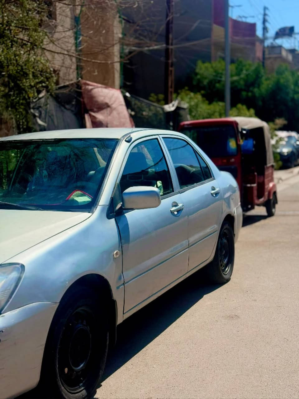 لانسر بومه 2009 رقم بغداد إنكليزي
بدون ضربة فقط صبغ حزام سيارة جاهزة 
تفاصيل اكثر اتصل ***********
سعره 68
