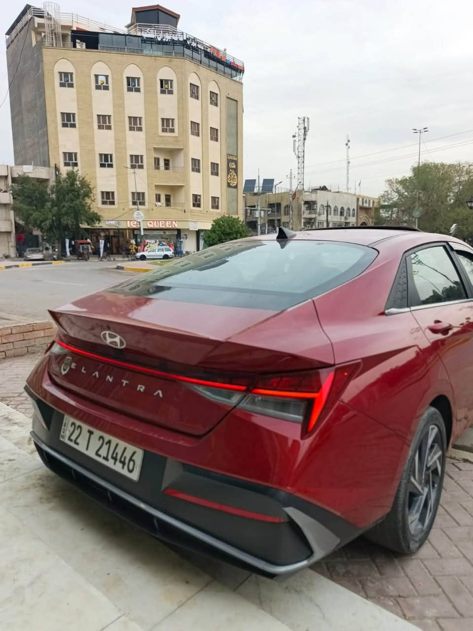 السلام عليكم للبيع النترا موديل 24وارد امريكي 
الضرر موضح بالصور البنيد نفسه راجع بس جاملغ مبدل ليبل واحد عده الجاملغ رقم اربيل مكينه 2000دوش ماشيه 44 السياره فتحه
رادار جانبي وامامي تشغيل عن بعد صندوك ذكي تخم تاير جديد باتري جديد تبريد ثلج ملاحضه السياره بيهه تك مازدا واكفه هاي عليه السعر ١٤٨والشراي بي خير ويدلل مكاني الاعظميه 
***********
