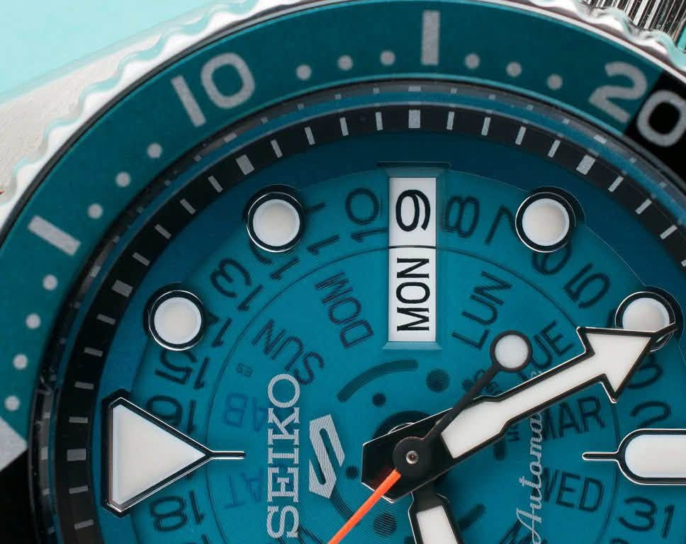 Seiko

SKX Sports Style

متوفر وكالة ضمان سنة 

قطر 42.5

اوتوماتيك + تكويك 

احتياطي الطاقة 41 ساعة 

24 حجر 

ماكنه كشف

مقاوم للماء 100 متر 

توجد خدمة توصيل 

***********
