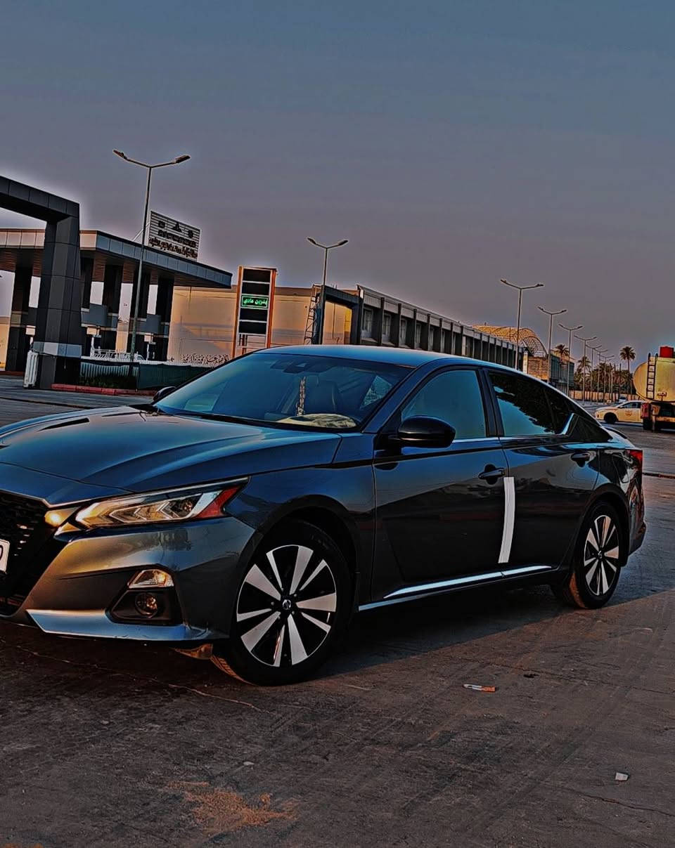 سلام عليكم ورحمه الله وبركاته ❤ 
من رخصه صاحب كروب🌹
🚘 للبيع نيسان ألتيما SR 2020 وارد أمريكي 🇺🇸
🔹 موديل: 2020
🔹 الفئة: SR رياضية
🔹 المحرك: 2.5 لتر
🔹 القير: CVT أوتوماتيك
🔹 اللون: نفطي مرغوب
🔹 جنوط SR رياضية
🔹سيار دفع امامي  مو AWD
🔹سيارة ماشية 102.000 km 
🔹ضررها جاملغ و بدونيد ❤
🔹 السيارة حسب الظاهر بالصورة نظيفة ومرتبة
🔹شراي يتصل وتشلع عيوني❤
🔹 سعر سياره 140 وبي مجال ❤
📍 الموقع: ديالى – خانقين
📞 للتواصل: ***********
***********
