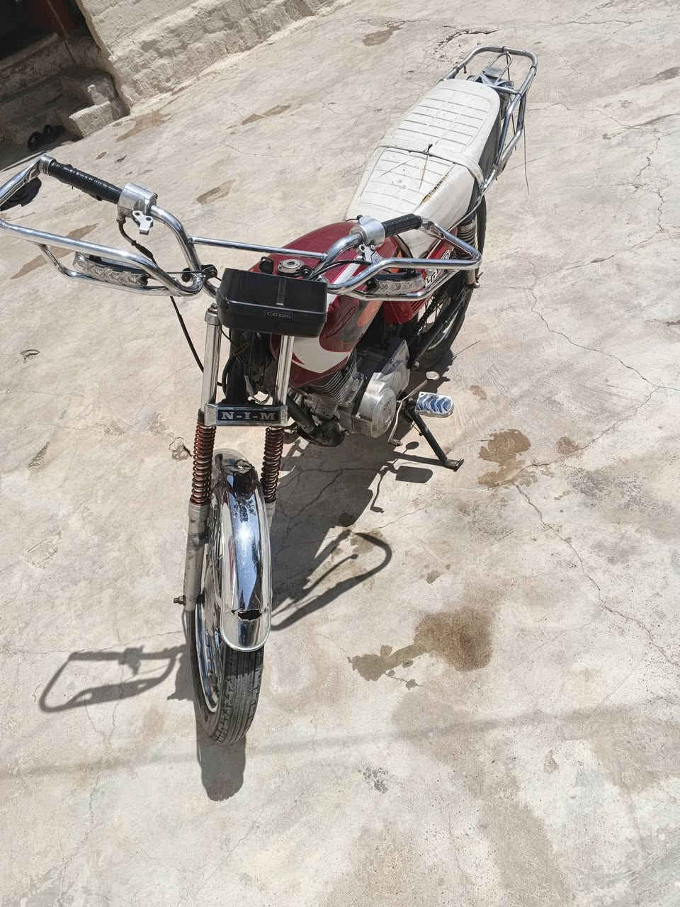 ماطور البيع 4 تسعات السعر 275 وبي مجال شراي انتصل واتساب وهاذا رقمي ***********
