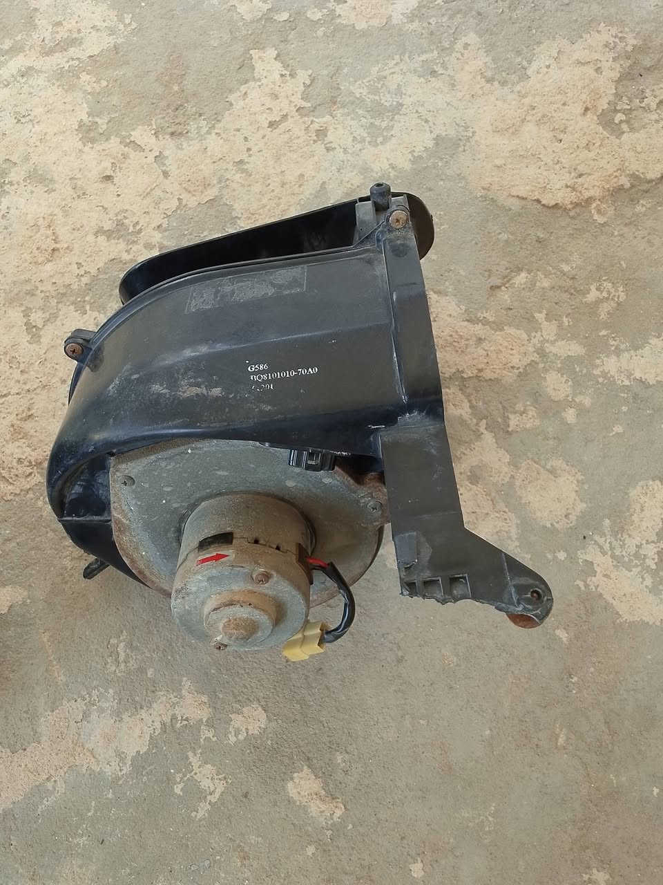 السلام عليكم للبيع فريز  +فإن  بيكم دير الاتصال *********** *********** العنوان بابل المركز
