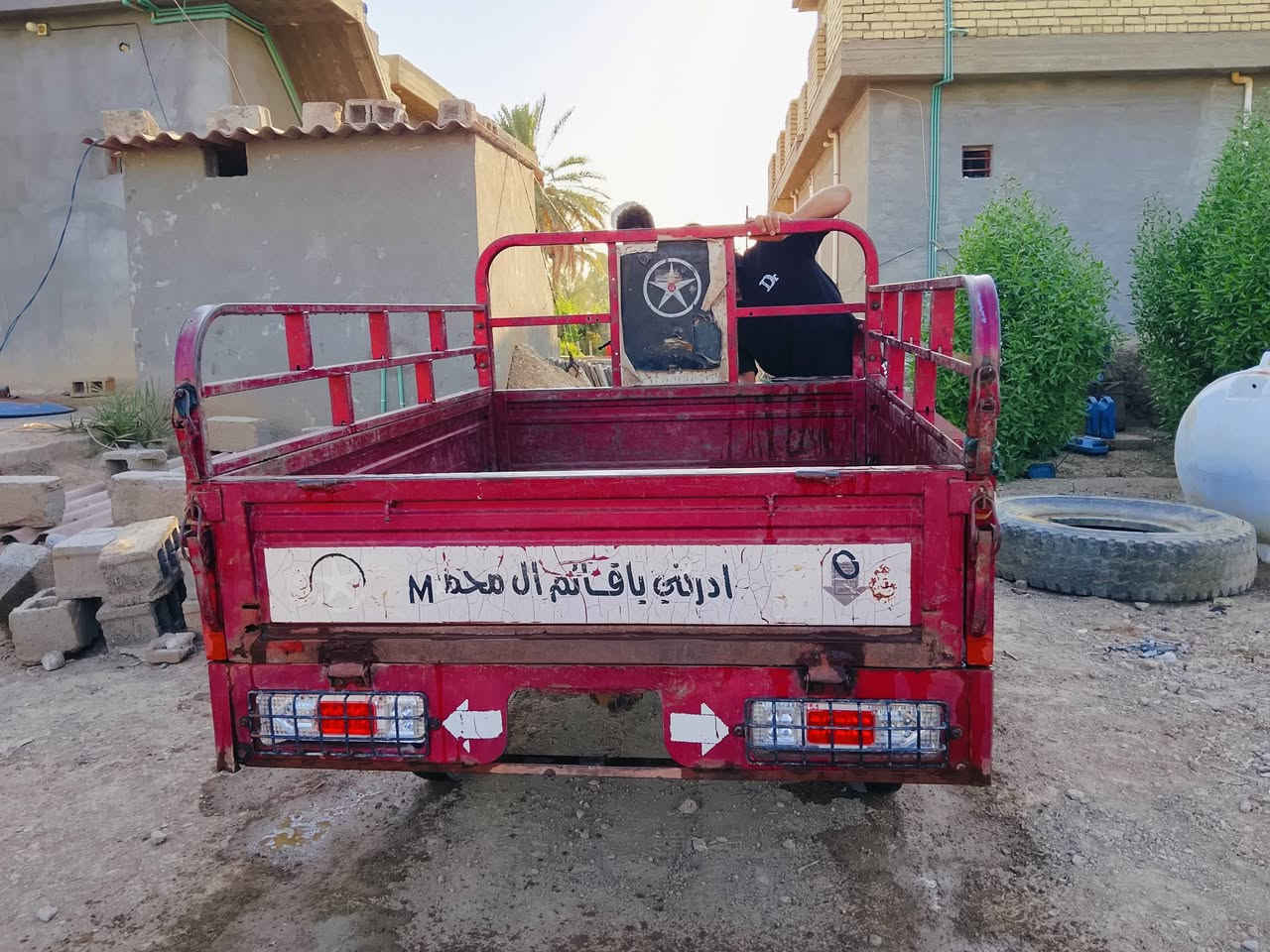 السلا عليكم ستوته للبيع دايون فحل اوراق اصولي موديل2018 مكفوله كفاله عامه تخم تاير كهربائيّة شغاله  المكان واسط الصويره قرب مشروع كصيبه السعر 1200 وبيها مجال  ***********
