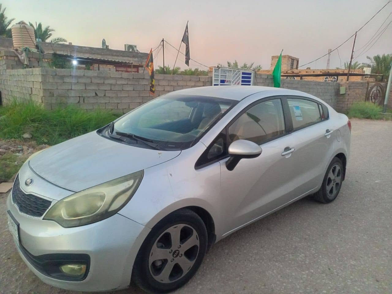 السلام عليكم
كيا ريو موديل 14 خليجي
 بيع فقط بدوون مراوس 
محرك 1600 كير ومحرك كفاله 
رقم السياره ذي قار سنويه بسمي 
80 وبيها مجال 
***********
كافة التفاصيل التواصل ع الرقم بي واتساب
