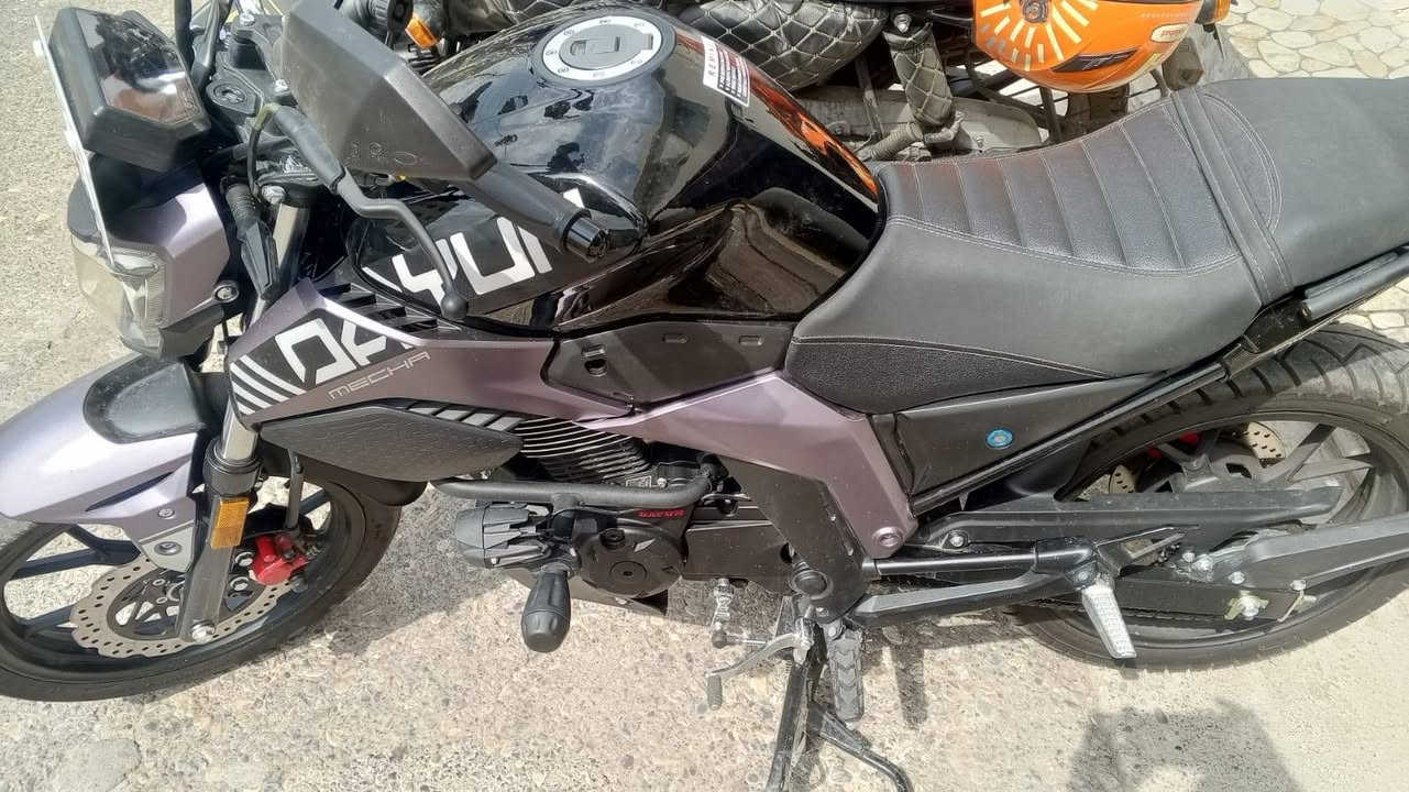 ديوان مكينة 6مكينة
ماشية3500
تحويل ثاني يوم
السعر 23ورقة وبيهة مجال بسيط
للتواصل اتصل *********** موجود واتساب

