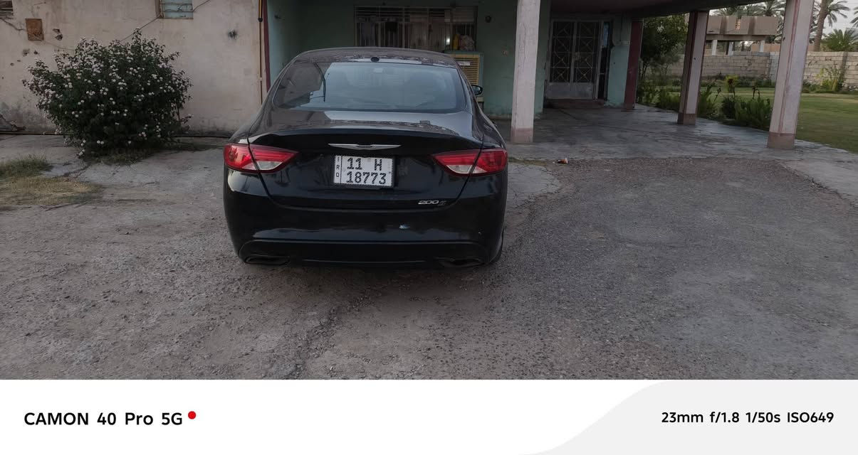 كرايسلر سي200 فئه s محرك 4 يعني 2400 كير 9 نمر السياره موديل 16 بيها بنيد صبغ تخريب بدون حادث وبيها شخط باب الصدر والي وراه ومكحل وبيها تكحيل بجاملغ الي خلف سايق والباقي كفاله عامه وشادلها منظومه غاز السياره ماشيه 184 ميل رقم بغداد بأسمي السعر 105 وبيها مجال *********** مكان السياره الرمادي ...
