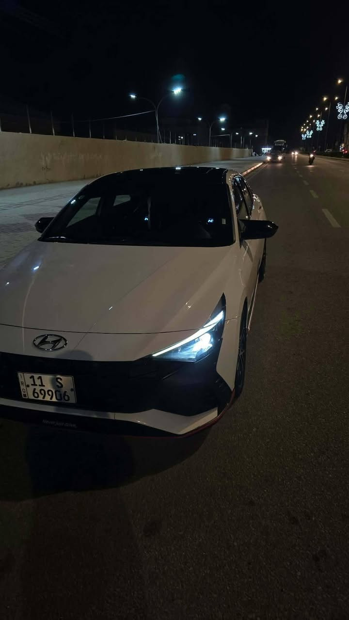 للبيع أو المراوس
N 2033 حادث جاملغ وربع البنيد بدون دواخل ماشية ٤٣ ميل 
مكان السيارة كربلاء سعرها مناسب للتواصل 
***********
