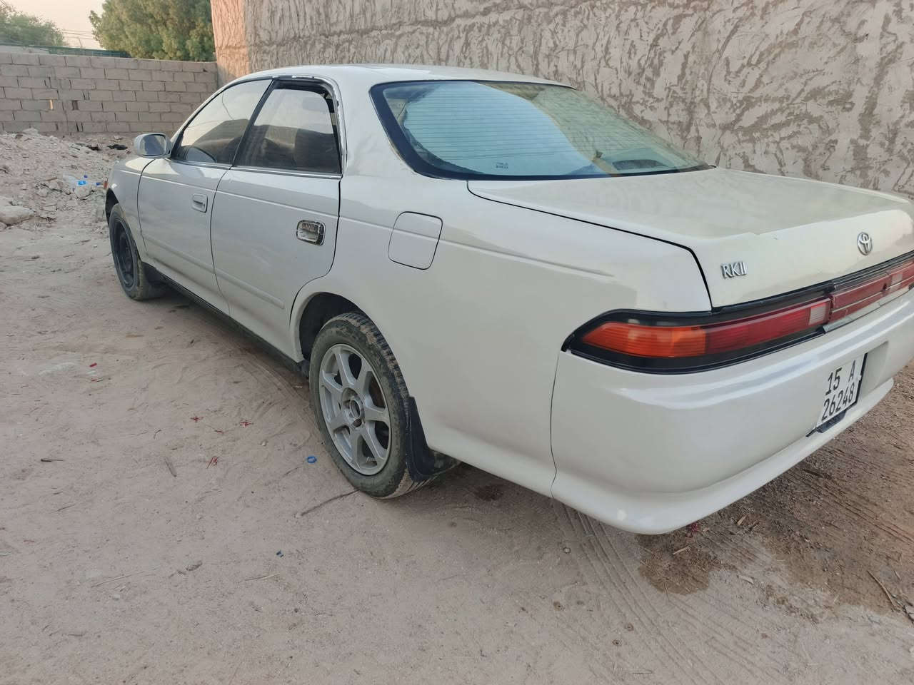 السلام عليكم 
مارك موديل 95
رقم نكليزي مصفره 
كرهبات شغاله كله
محرك كير خير من الله 
سياره بيه كصه 
السعر 50 وشراي اله حكه
مكان النجف كوفه 
(***********)
