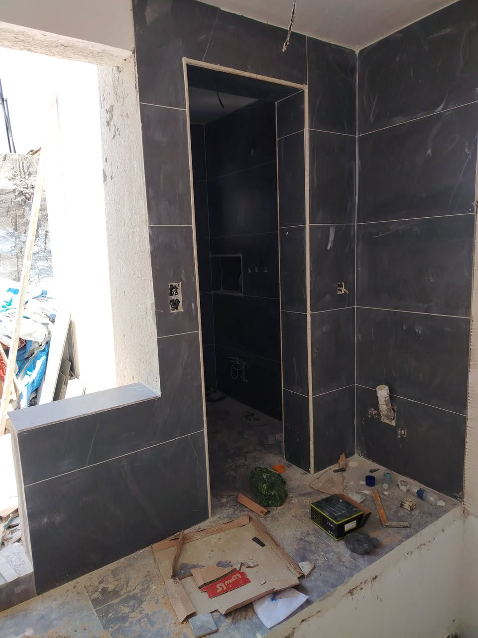 @@@السلام عليكم خلفه سراميك ارضيات جدران برسلن ***********

