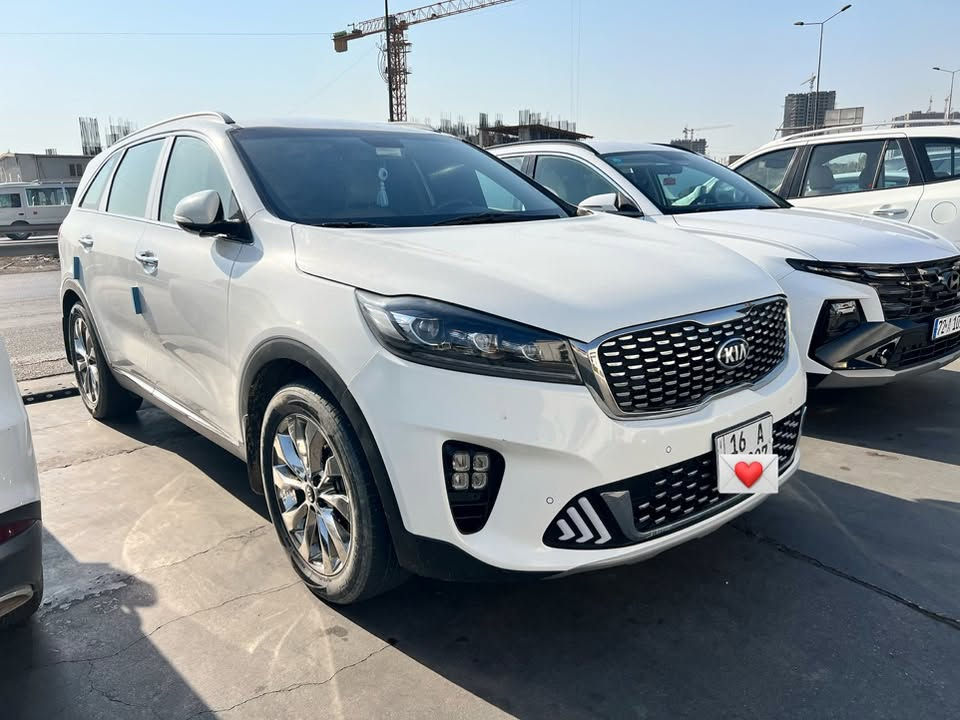 سورنتو 2019 للبيع خليجي V6 السعر 230 $
فول مواصفات ما عدا البانوراما نظيفة جدا رقم دولي قادسية باسمي هزة كاملة فقط مداور سونار موجود بالمنشور العنوان الديوانية الرقم *********** السعر قابل للتفاوض
